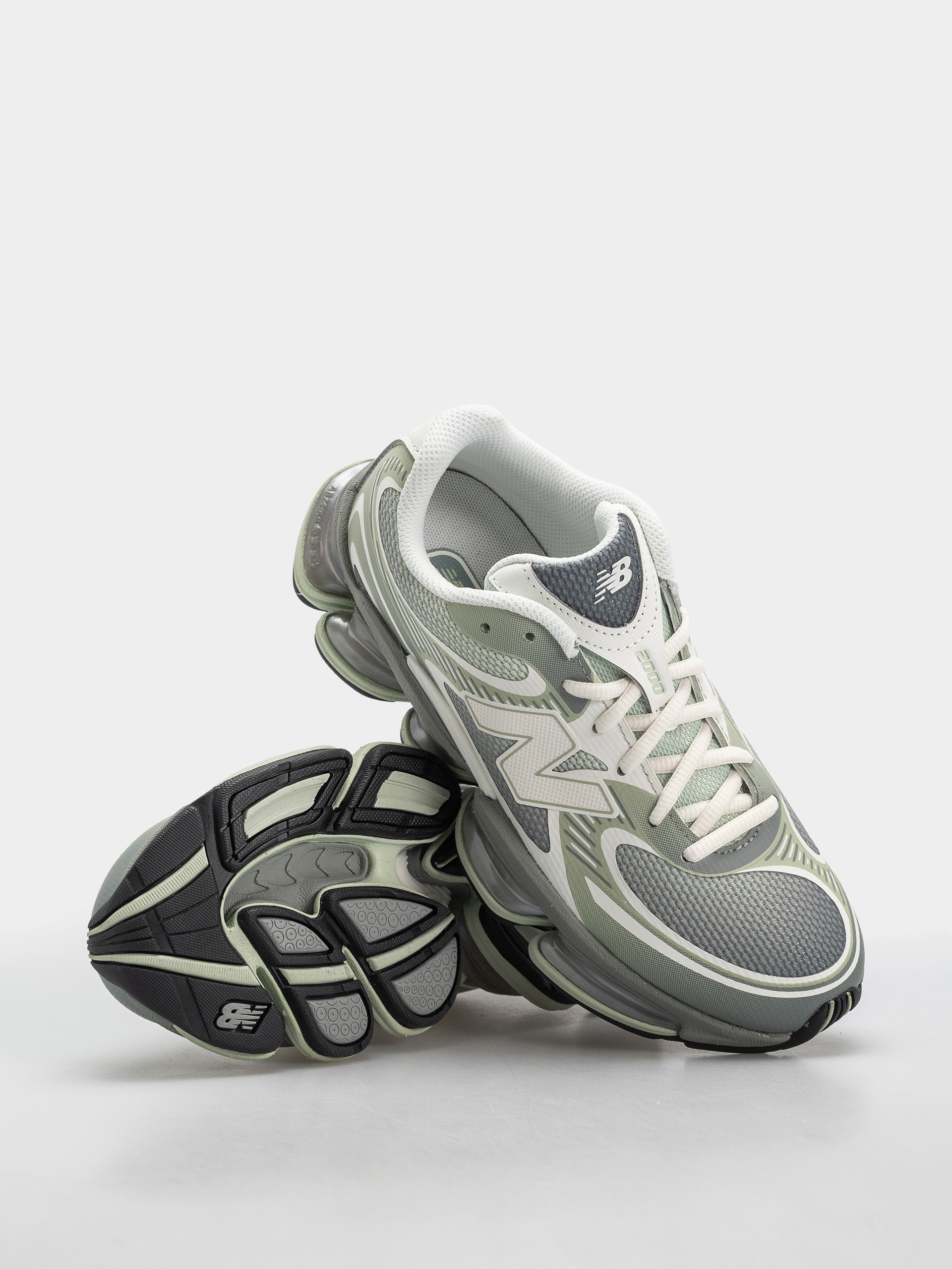 Topánky New Balance 2000 (silver moss/bayberry/sea salt)