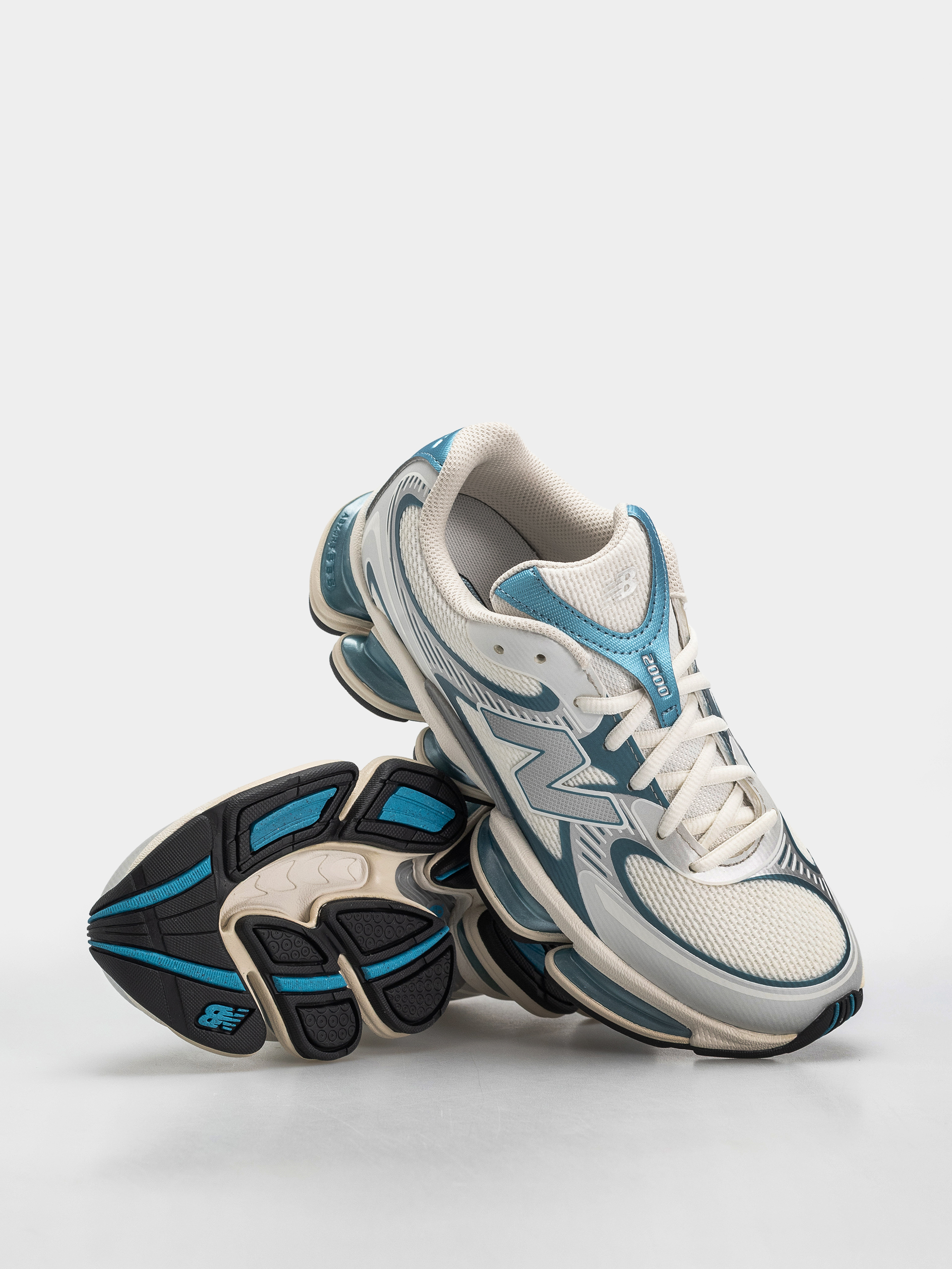 Topánky New Balance 2000 (sea salt/altitude metallic)