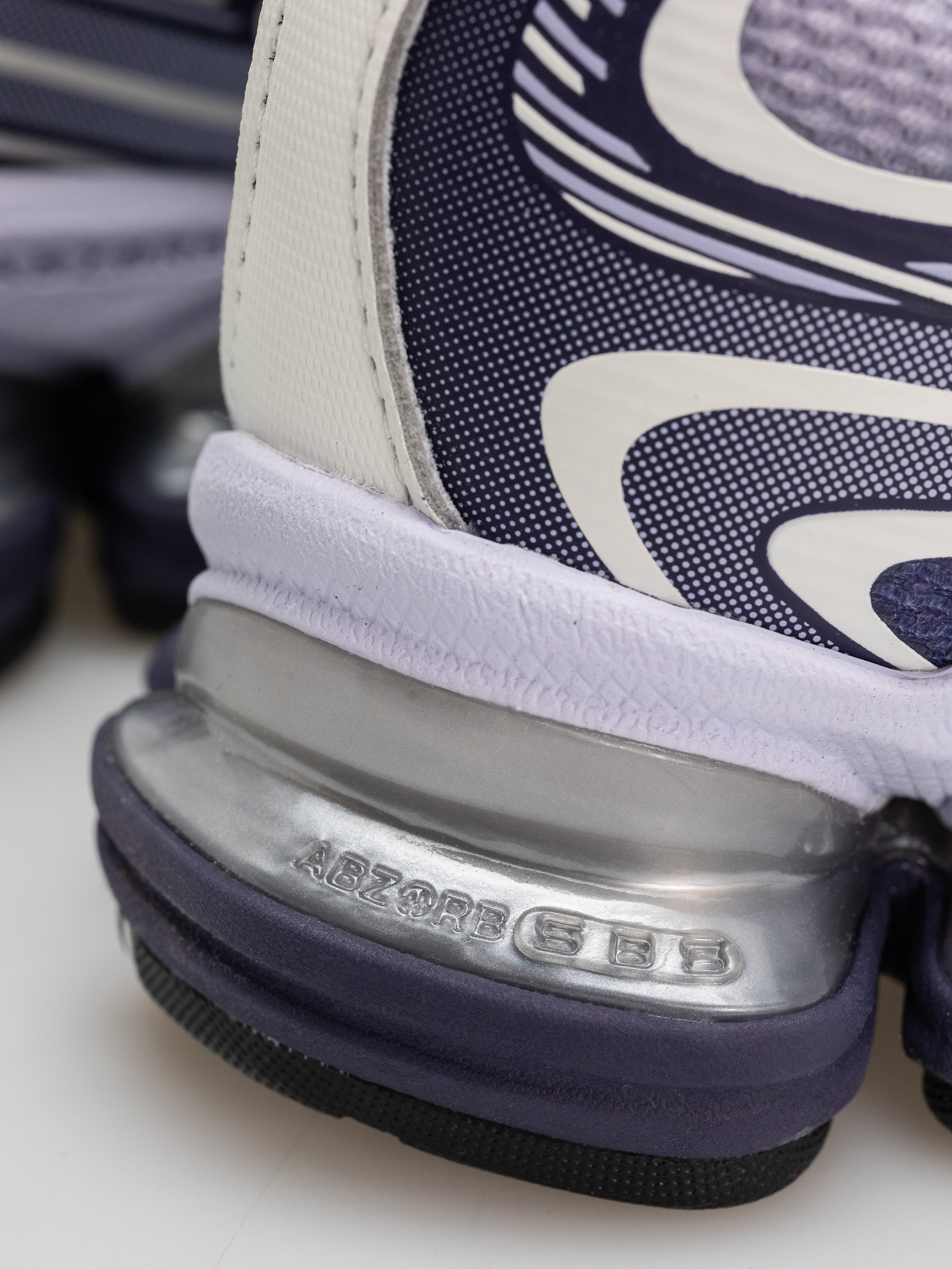 Topánky New Balance 2000 (boysenberry/smoked violet/sea salt)