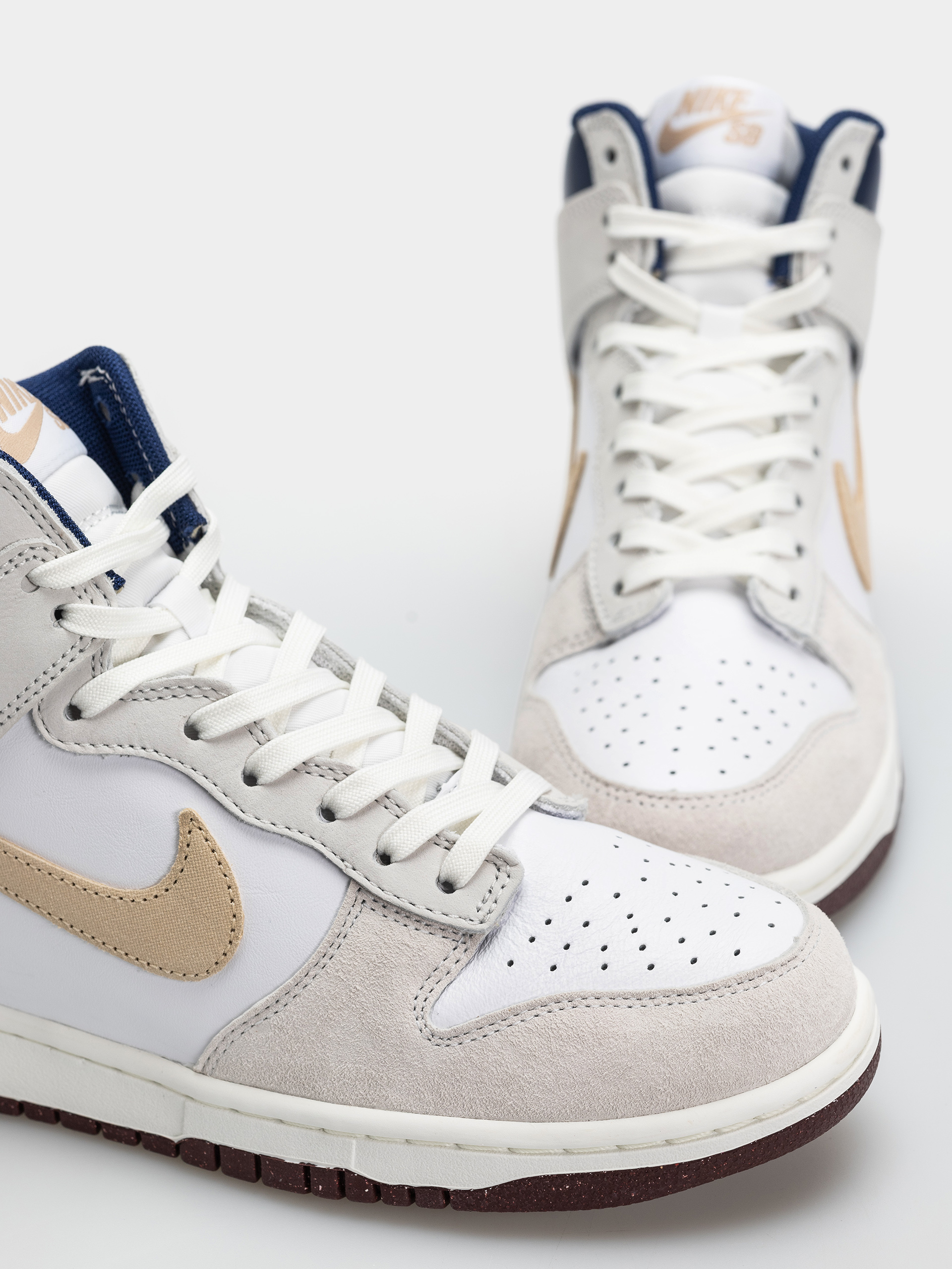 Topánky Nike SB Dunk High Pro QS Beyond (white/ivorysand duneblue void)