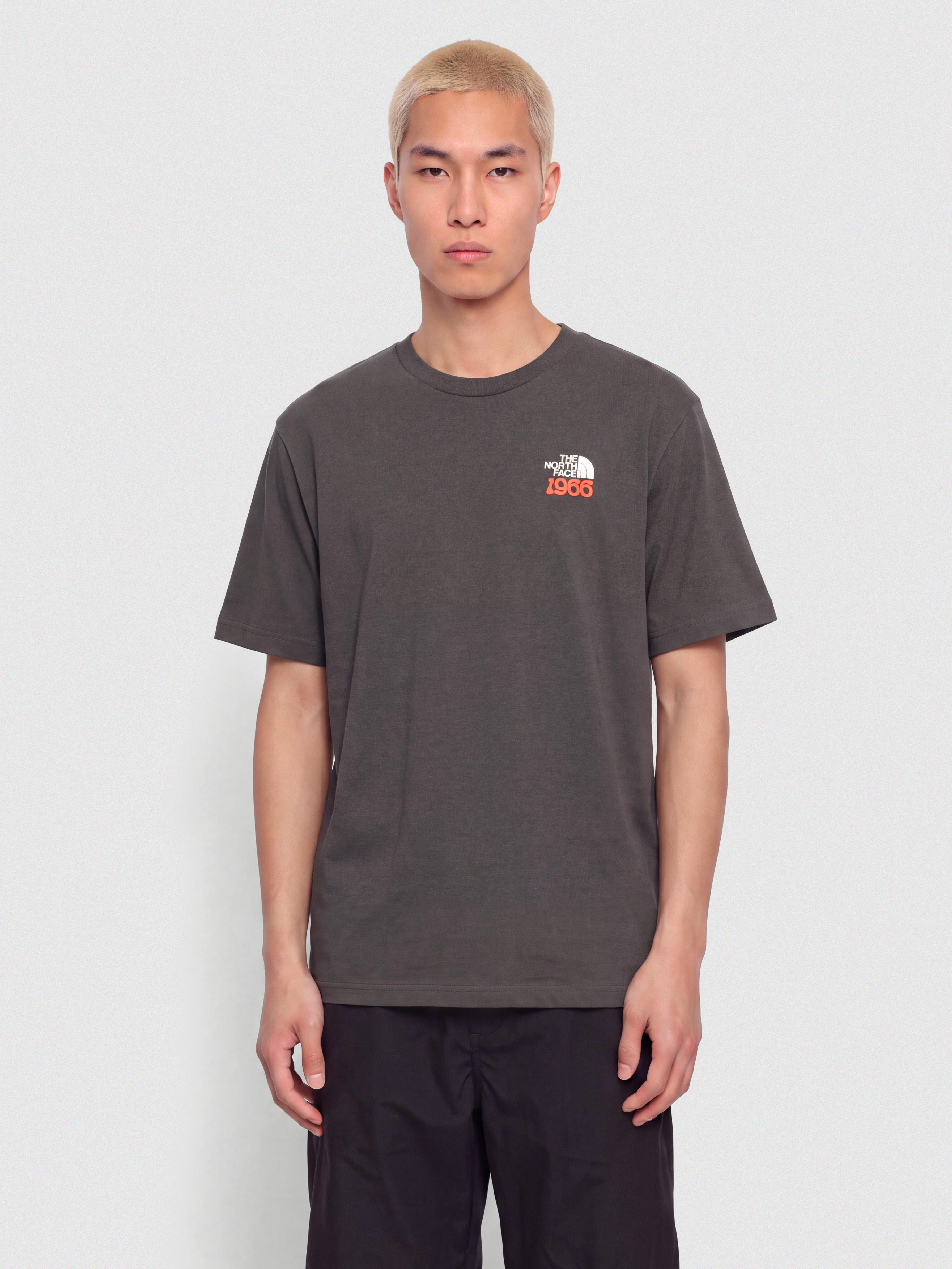 Tričko The North Face Flora Relaxed (anthracite grey)