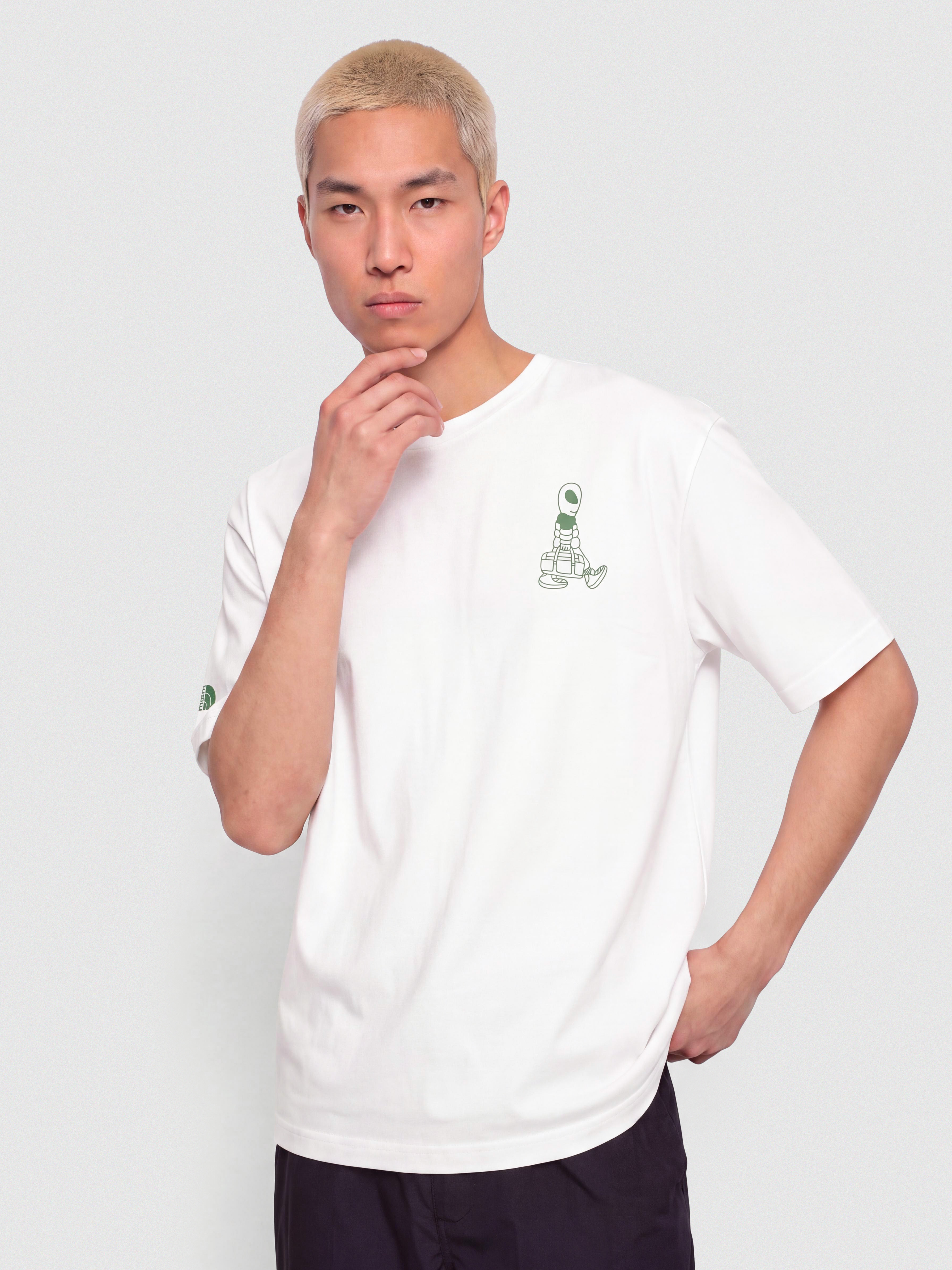 Tričko The North Face Alien Relaxed (tnf white)