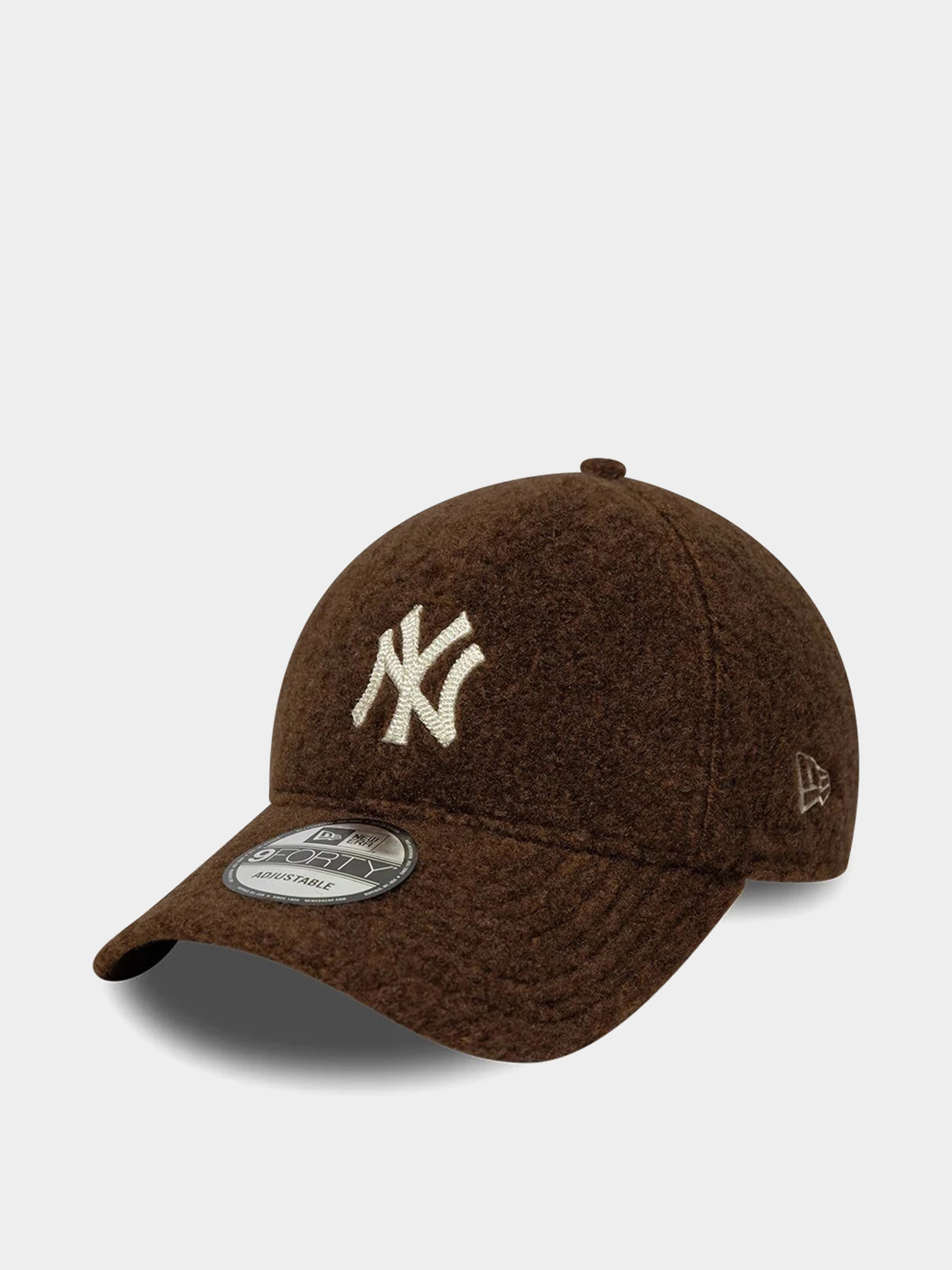 Šiltovka New Era Winter Borg 9Forty New York Yankees (brown)