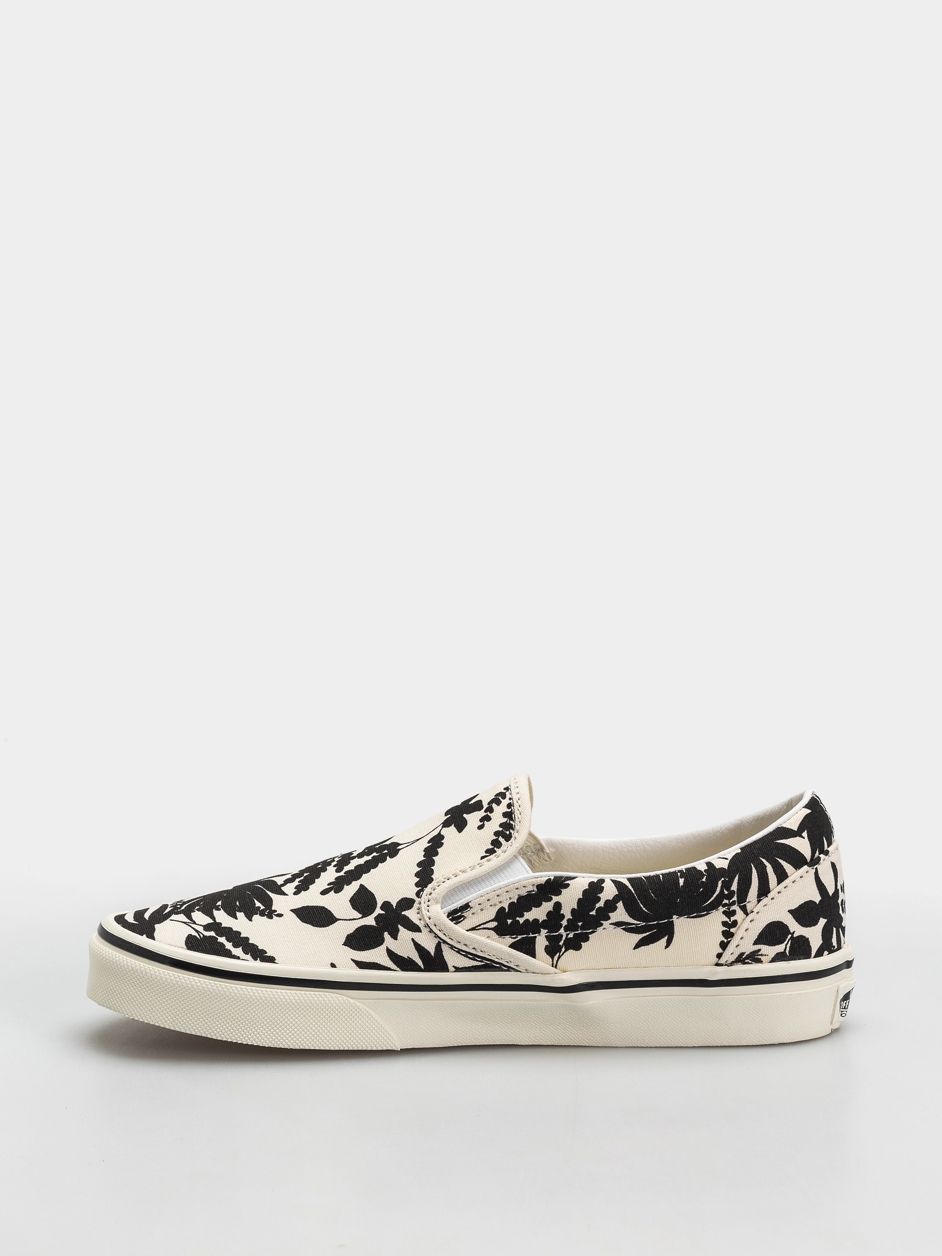 Topánky Vans Classic Slip On (black)