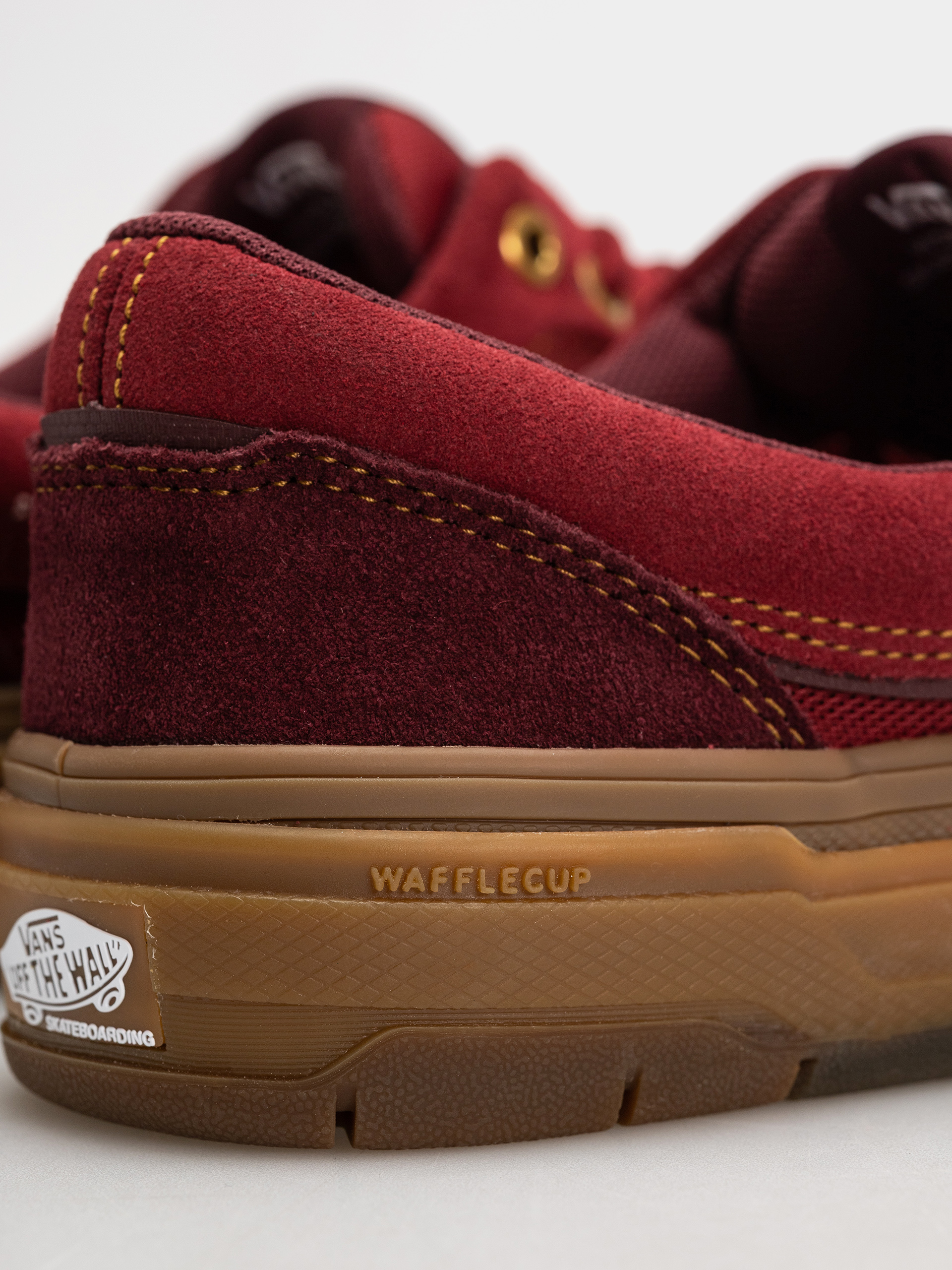 Topánky Vans Skate Era Wafflecup (dark red/gum)