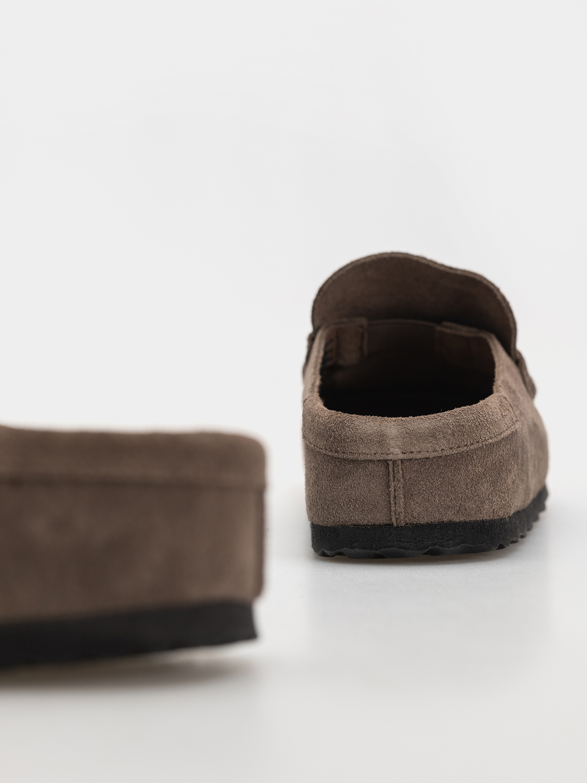 Šľapky Birkenstock Naples Wrapped Suede Leather Narrow (concrete gray)