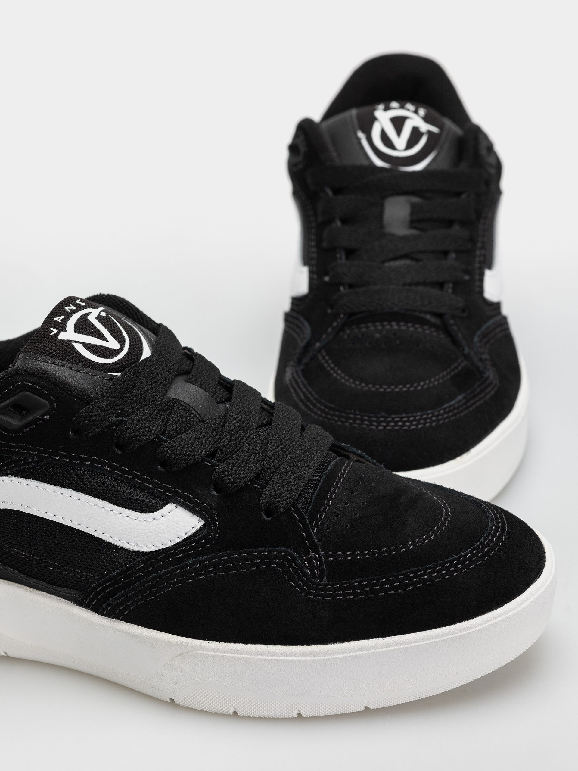 Topánky Vans Skate Rowan Z3 (black/white/red)