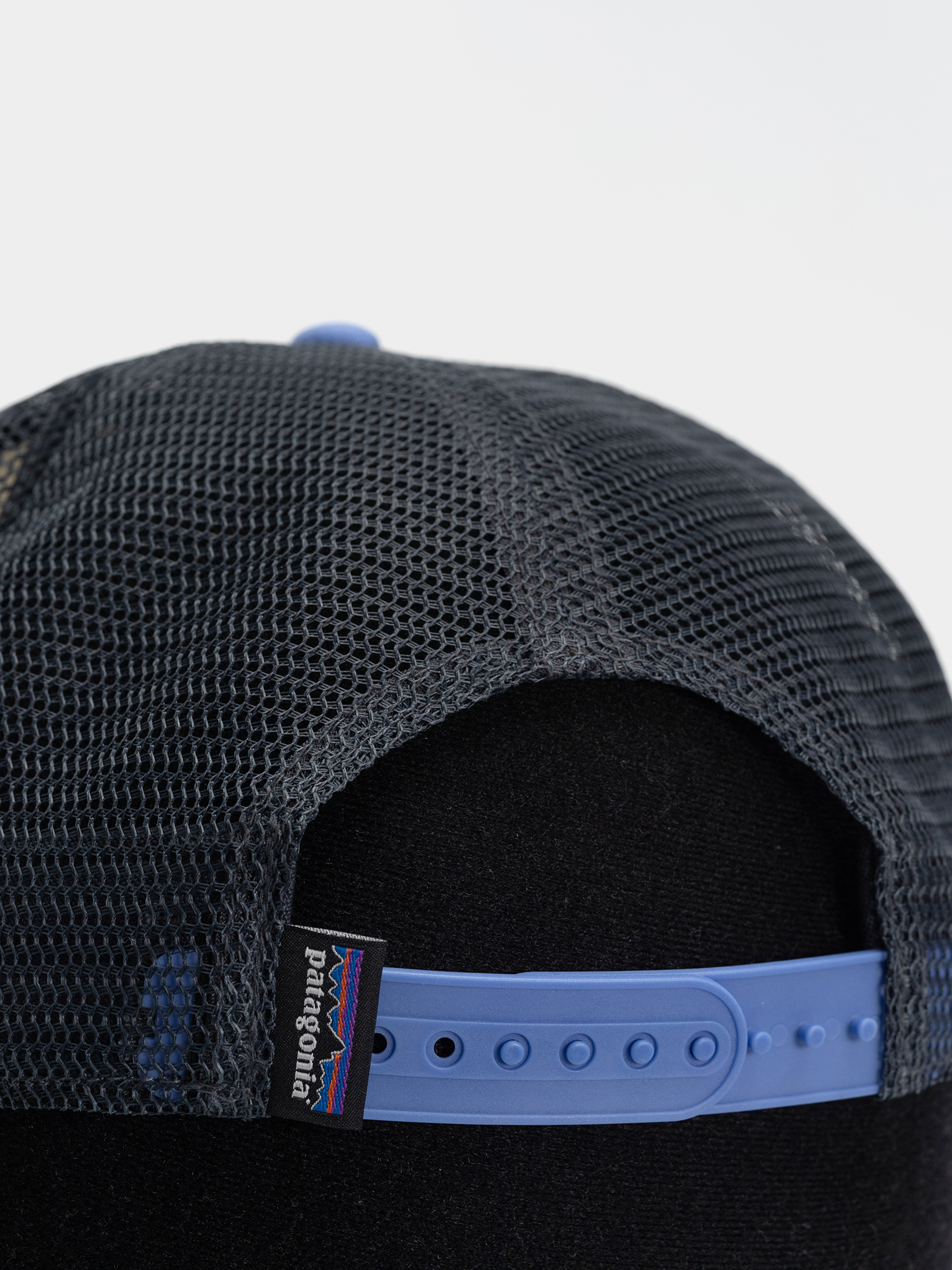 Šiltovka Patagonia Airfarer (fitz roy foothills white)