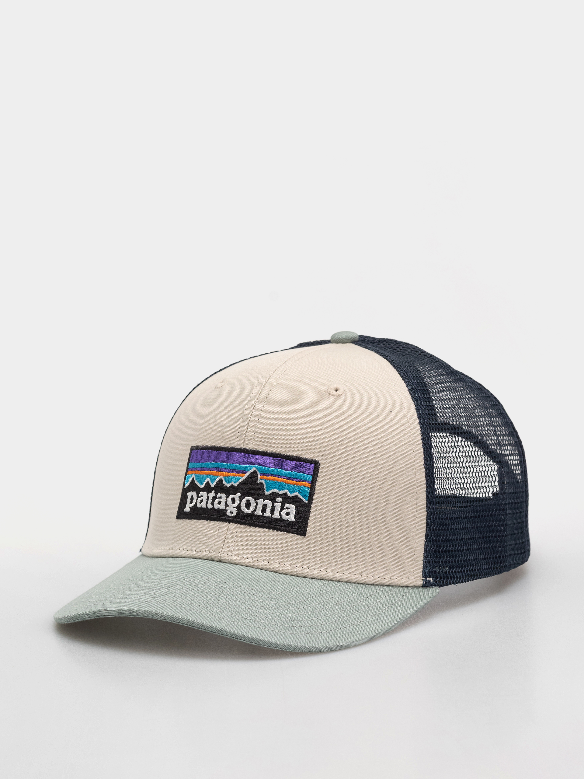 Šiltovka Patagonia P 6 Logo Trucker (pumice)