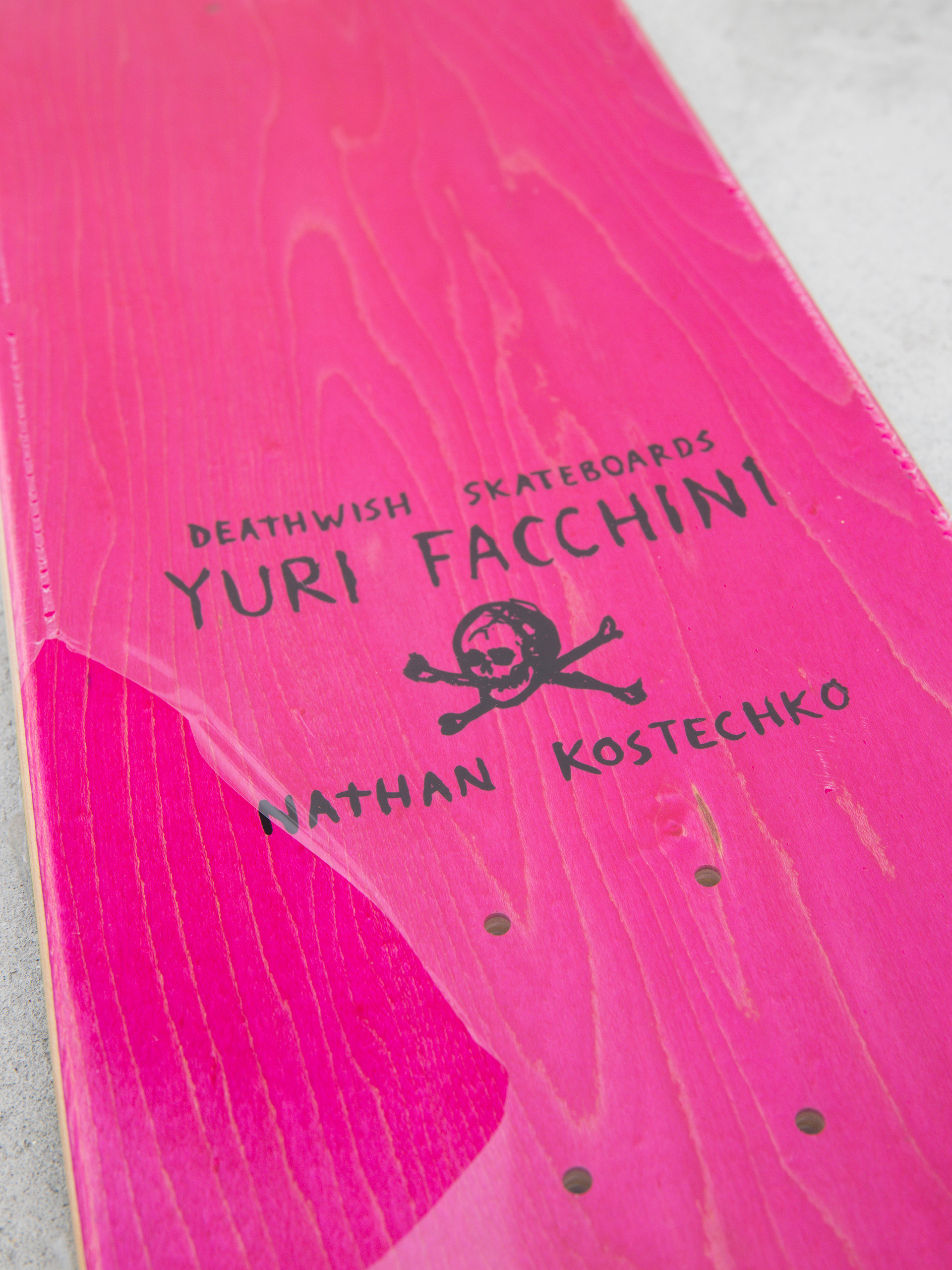Doska Deathwish Yuri Sabia Laranjeira Facchini