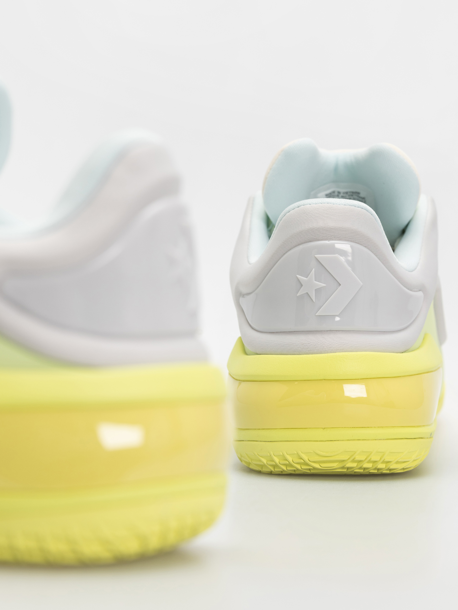 Topánky Converse Shai 001 Lace Up Ox (lime latte)