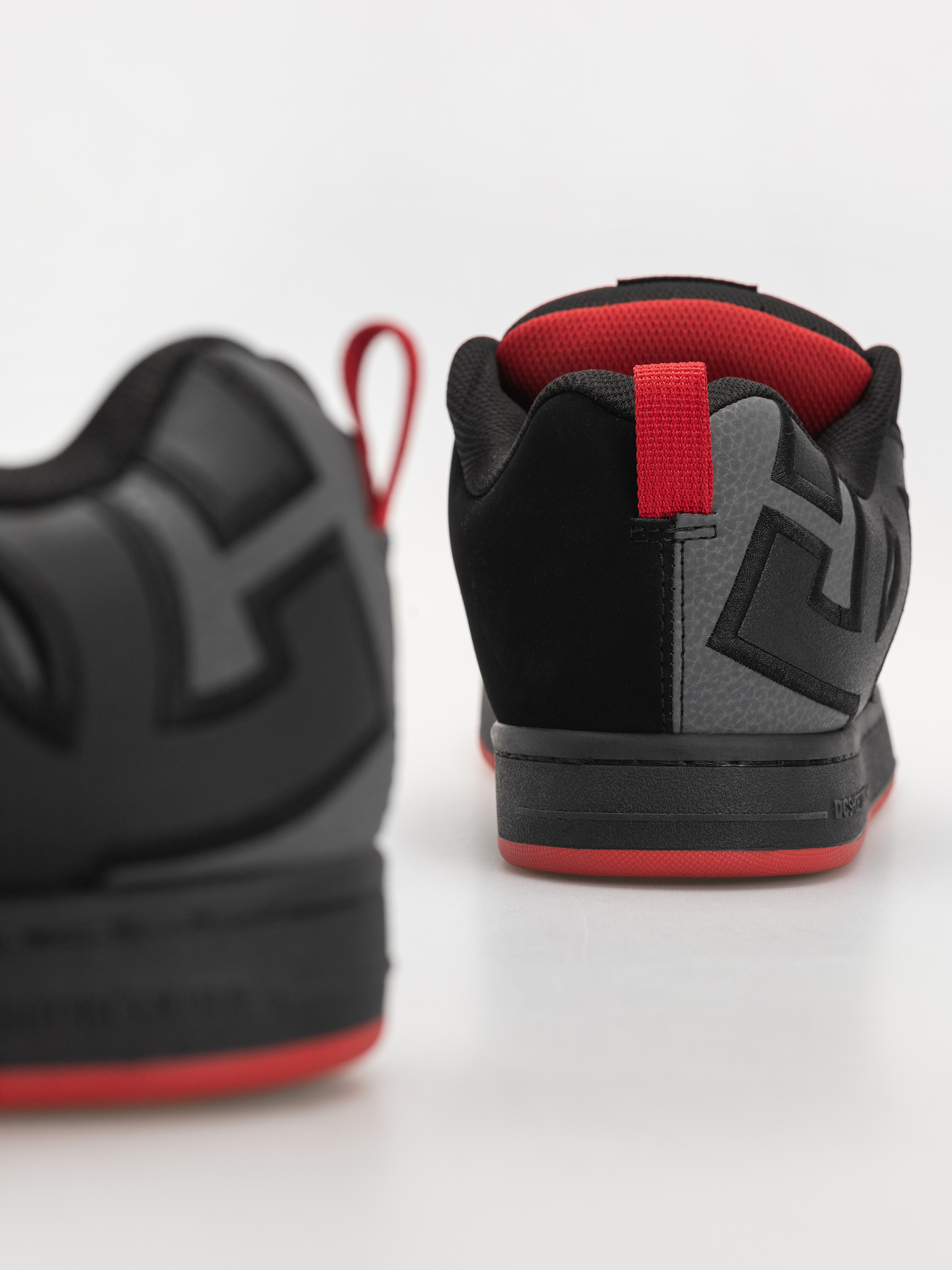 Topánky DC Court Graffik (black/grey/red)