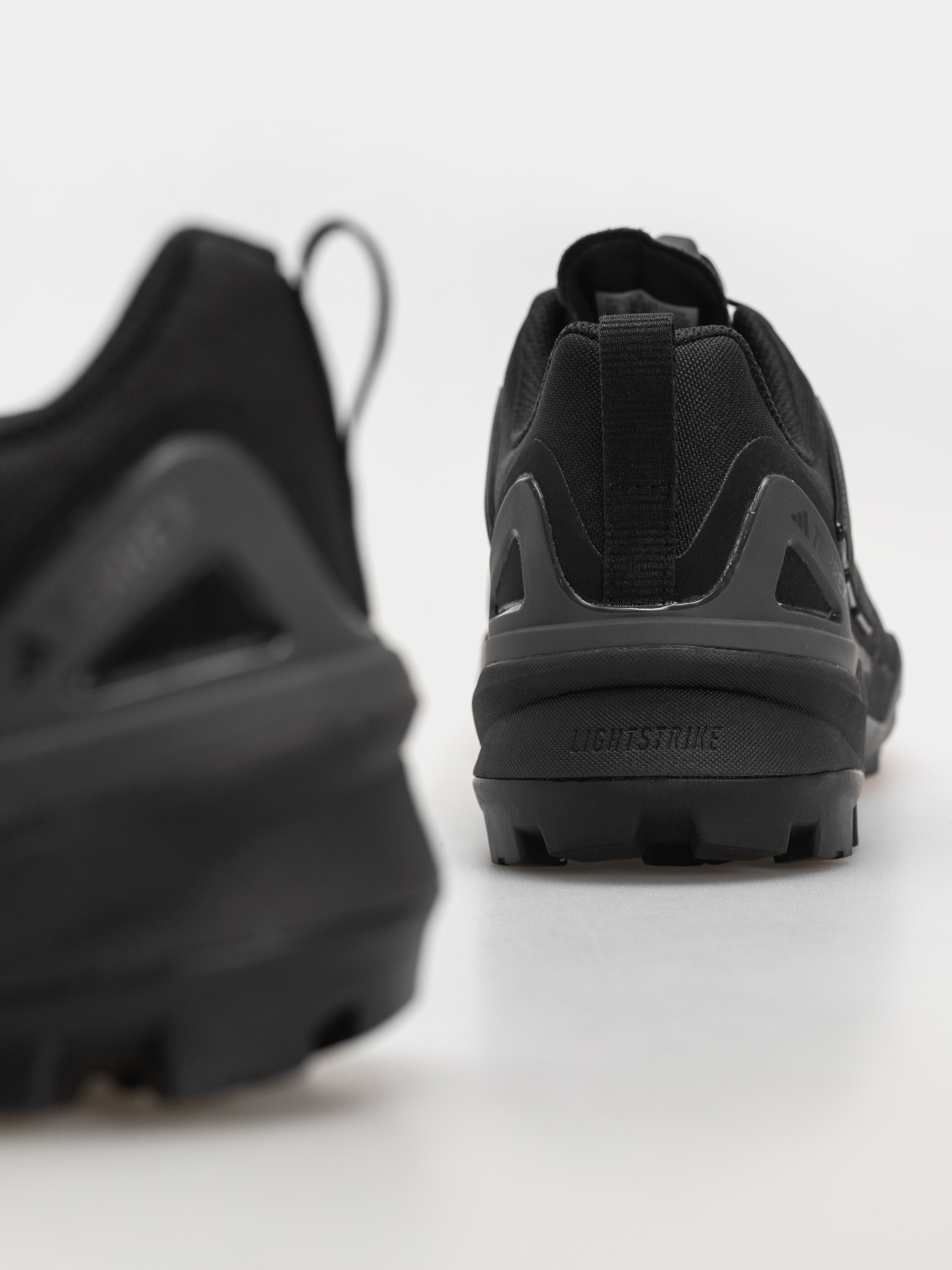 Topánky adidas Terrex Skychaser Gt (cblack/cblack/carbon)
