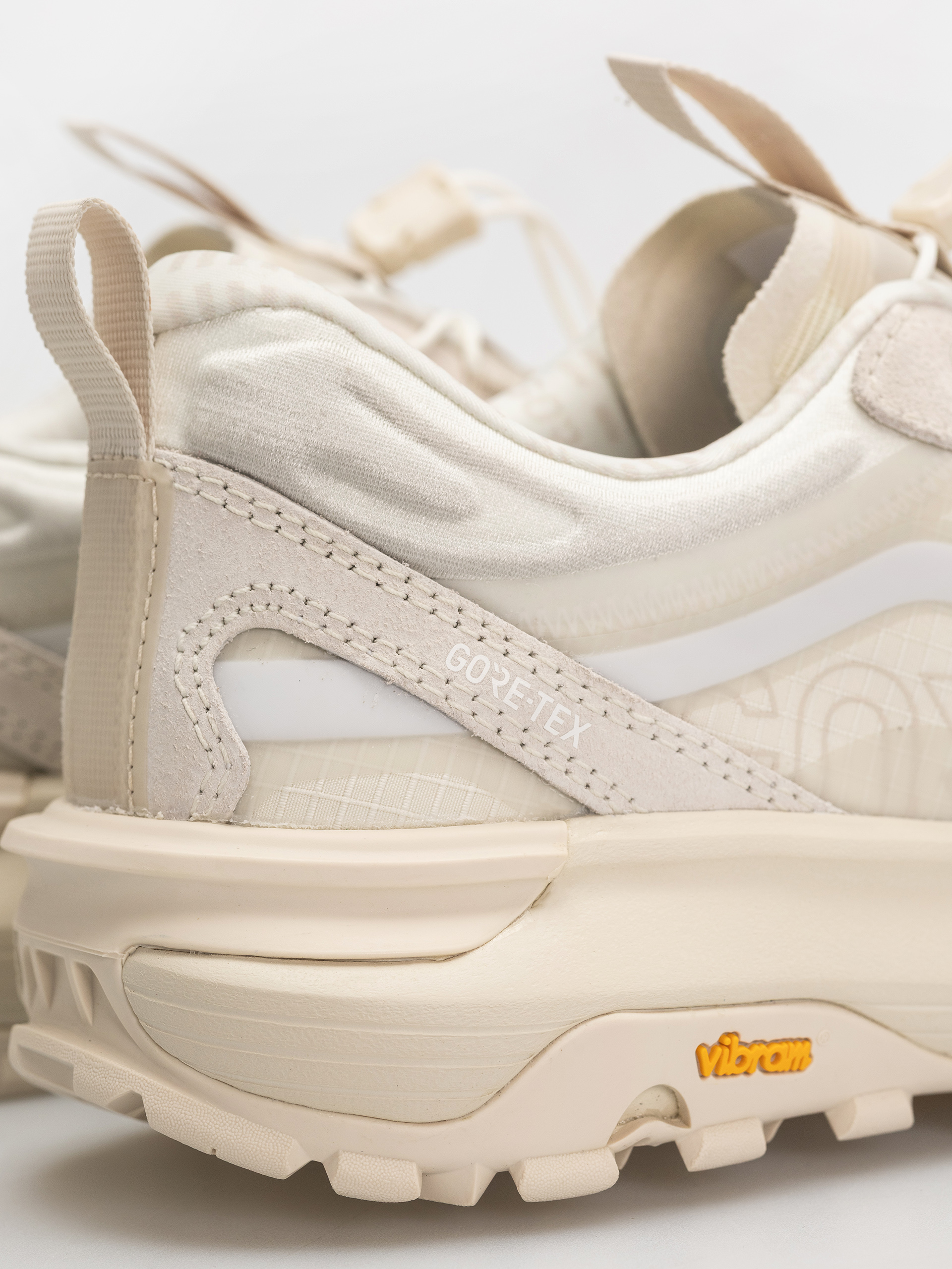 Topánky Vans Crosspath Xc Gore Tex Mte (white)