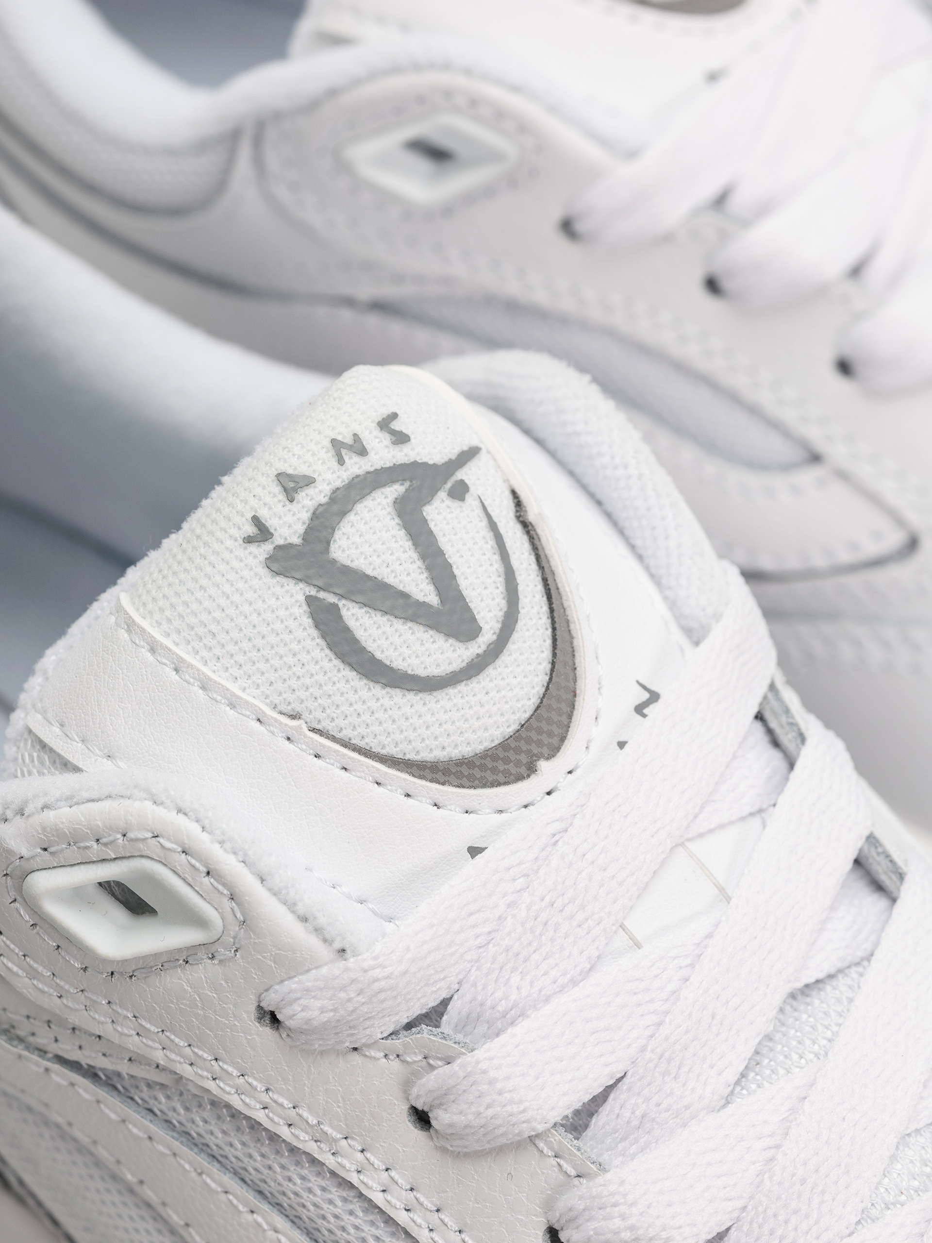 Topánky Vans Skate Rowan Z3 (white/gum)