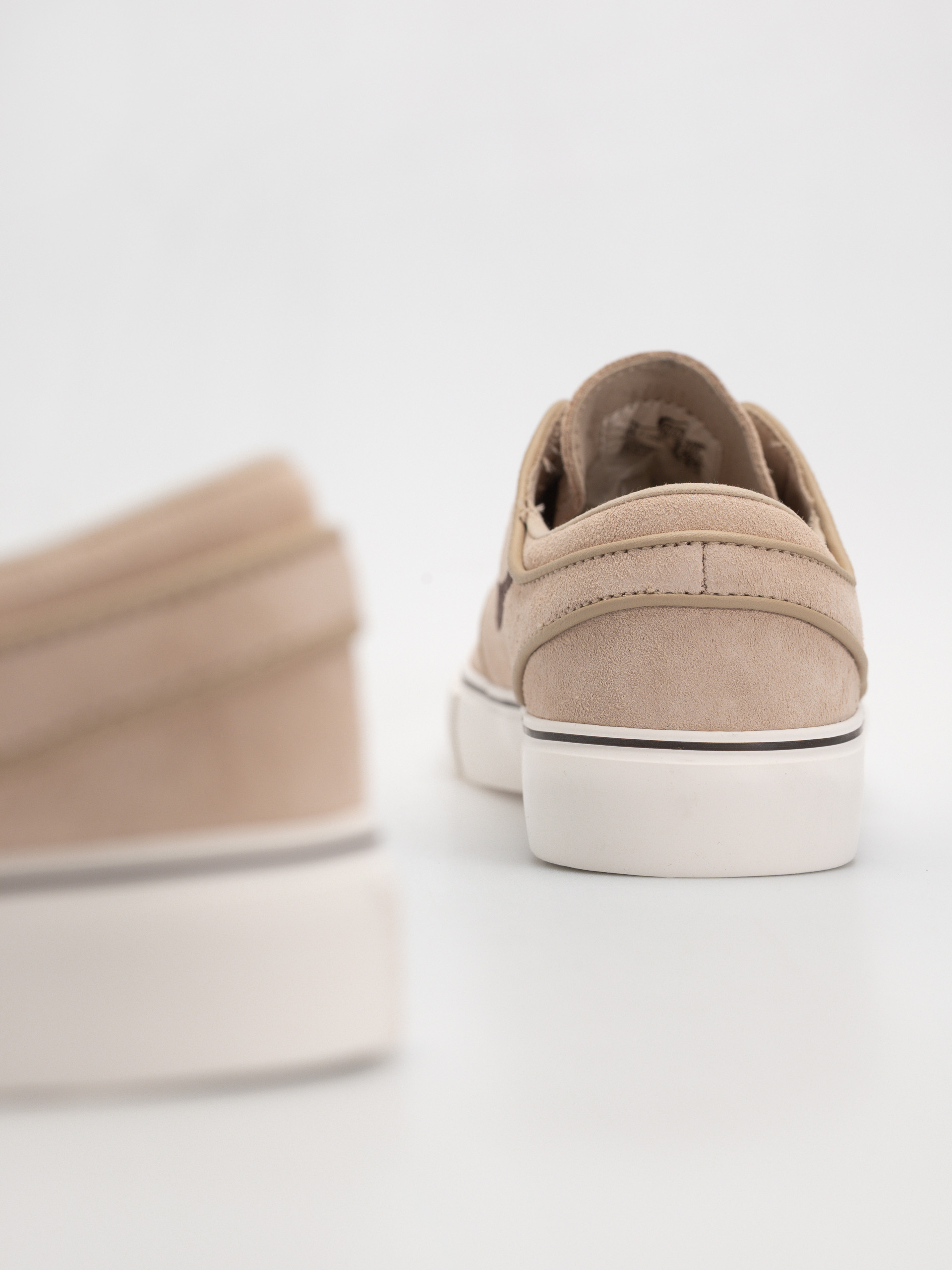 Topánky Nike SB Zoom Janoski Og+ (linen/lt chocolate sail)