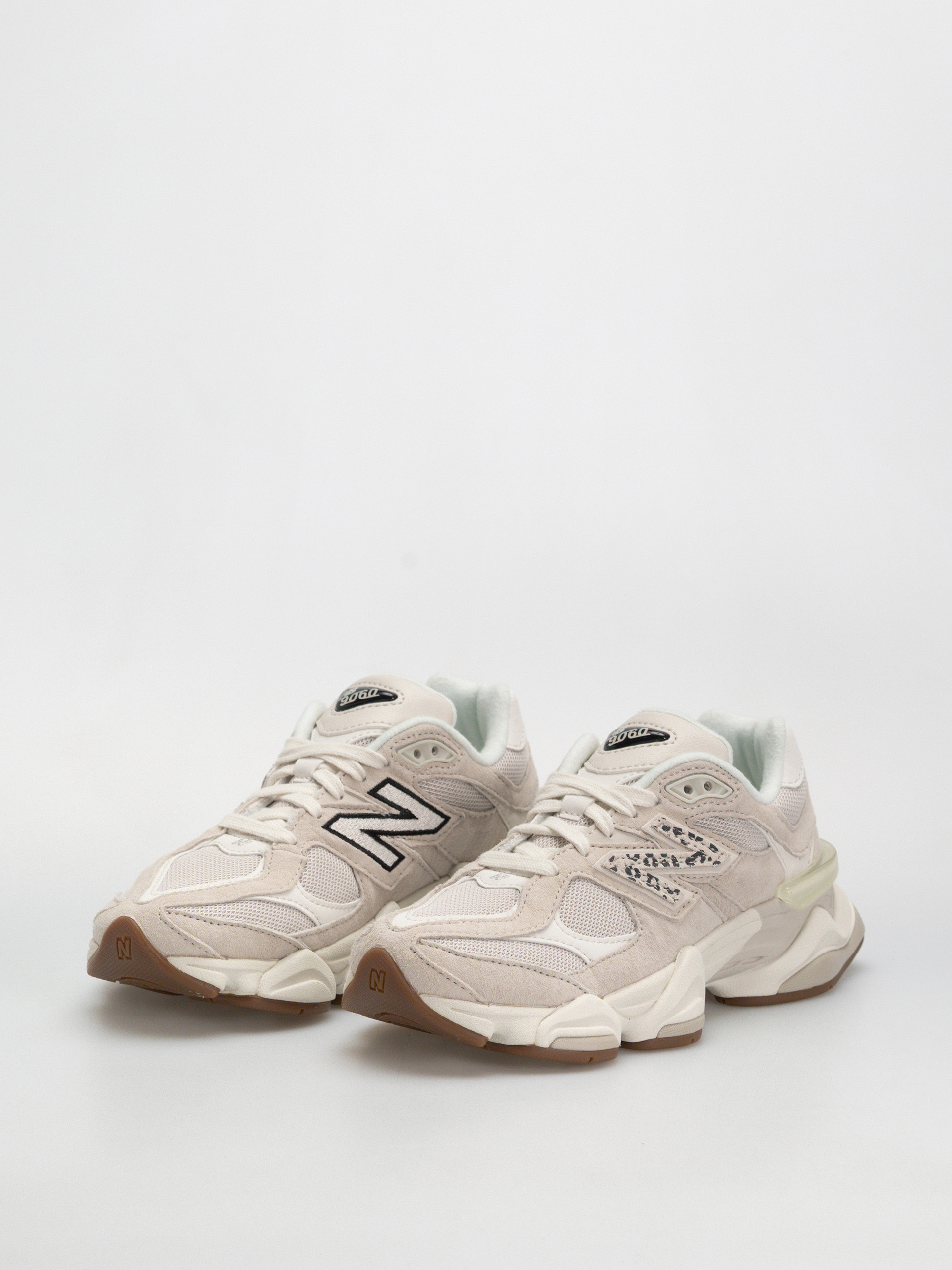 Topánky New Balance 9060 (moonbeam/sea salt/black)