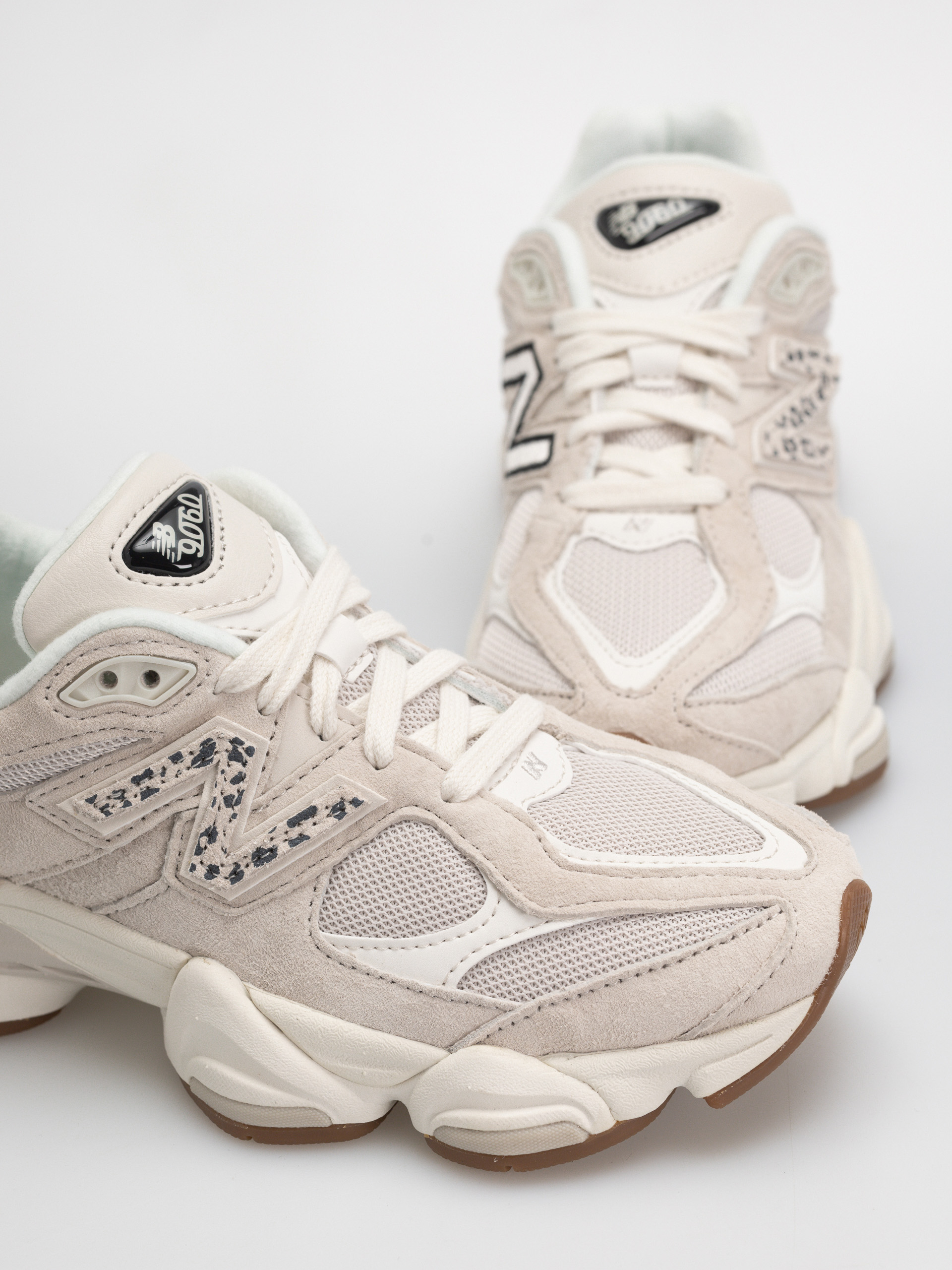 Topánky New Balance 9060 (moonbeam/sea salt/black)