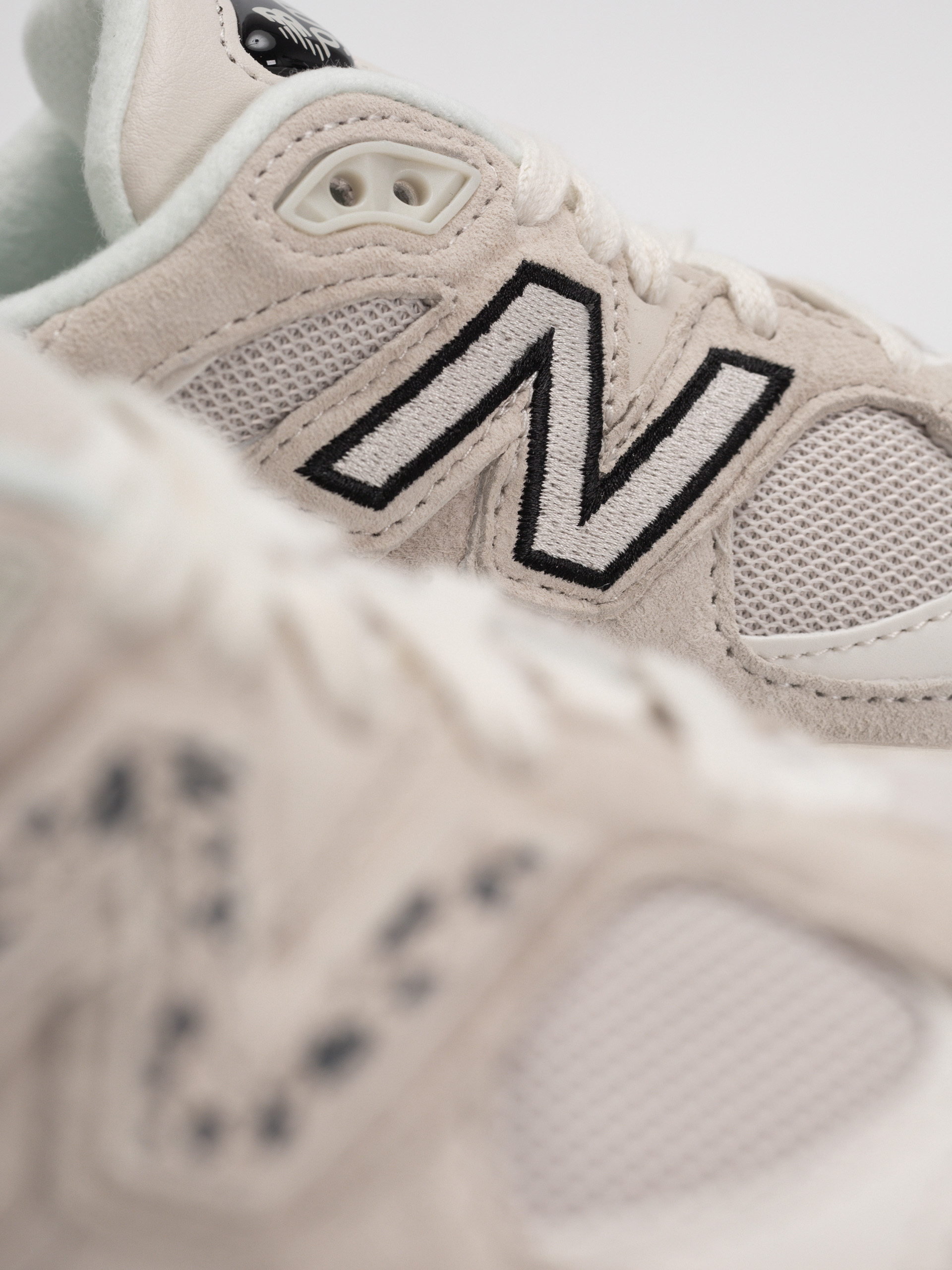 Topánky New Balance 9060 (moonbeam/sea salt/black)
