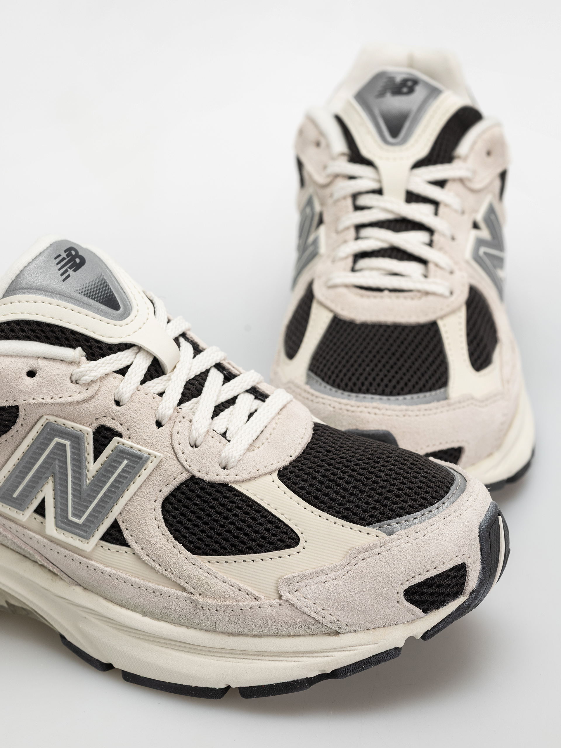 Topánky New Balance 2010 (sea salt/black cement)