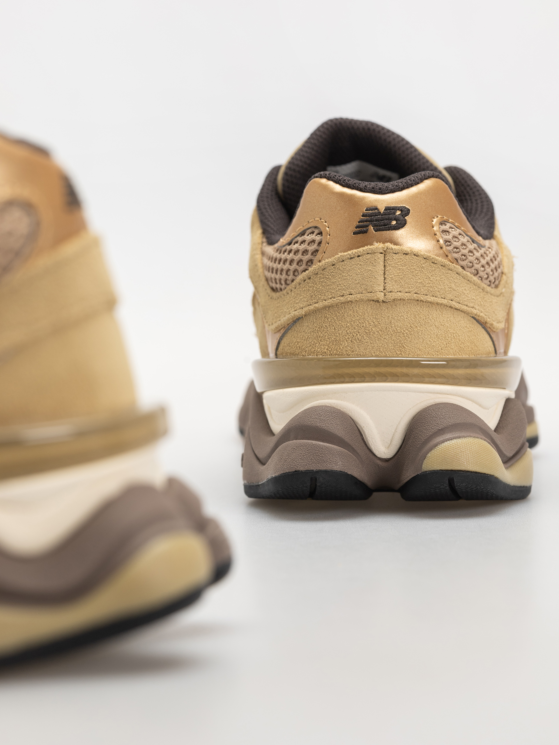 Topánky New Balance 9060 (quicksand/incense)