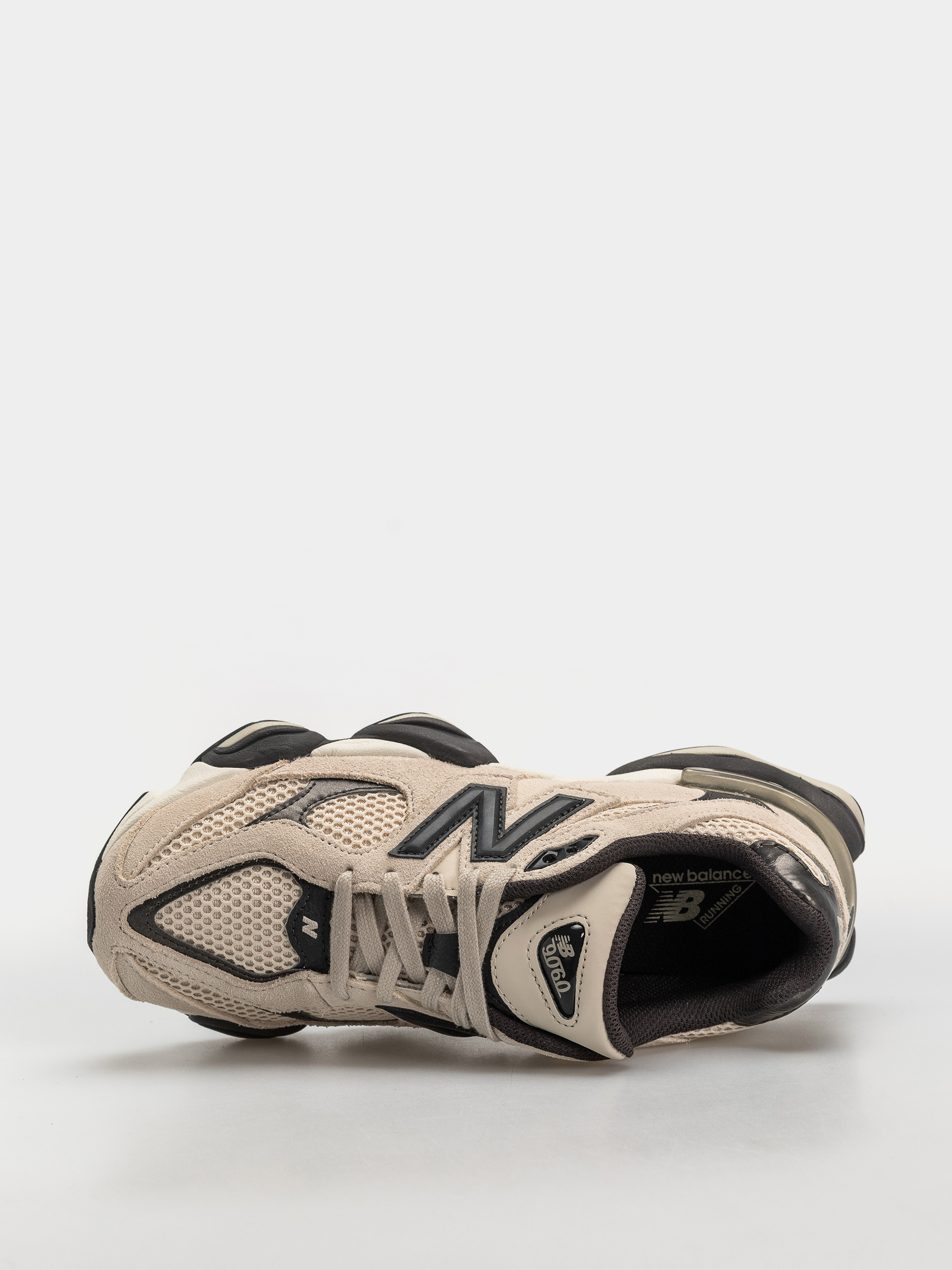 Topánky New Balance 9060 (timberwolf/black cement)