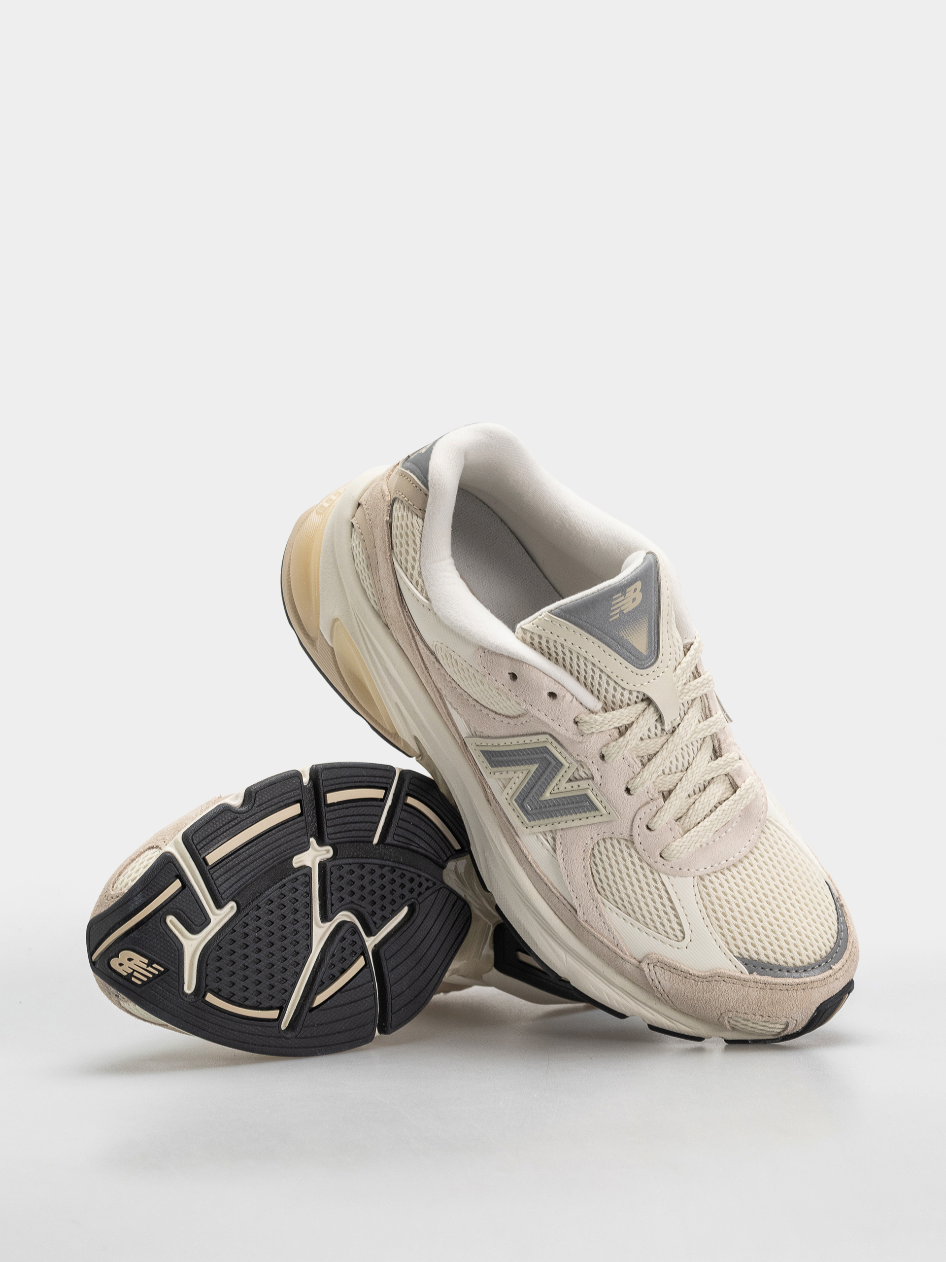 Topánky New Balance 2010 (timberwolf/turtledove)