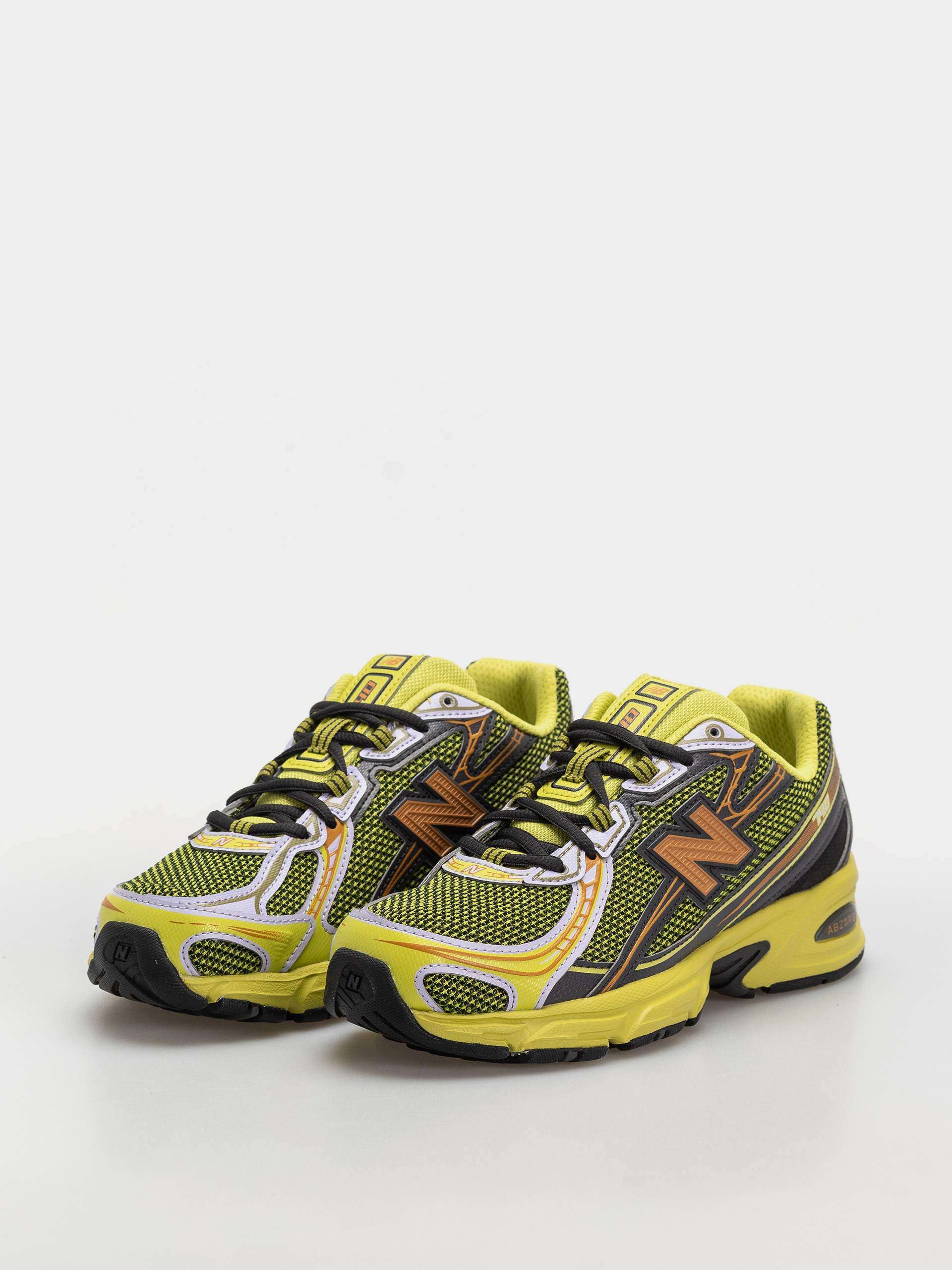 Topánky New Balance 740 (field green/black cement)