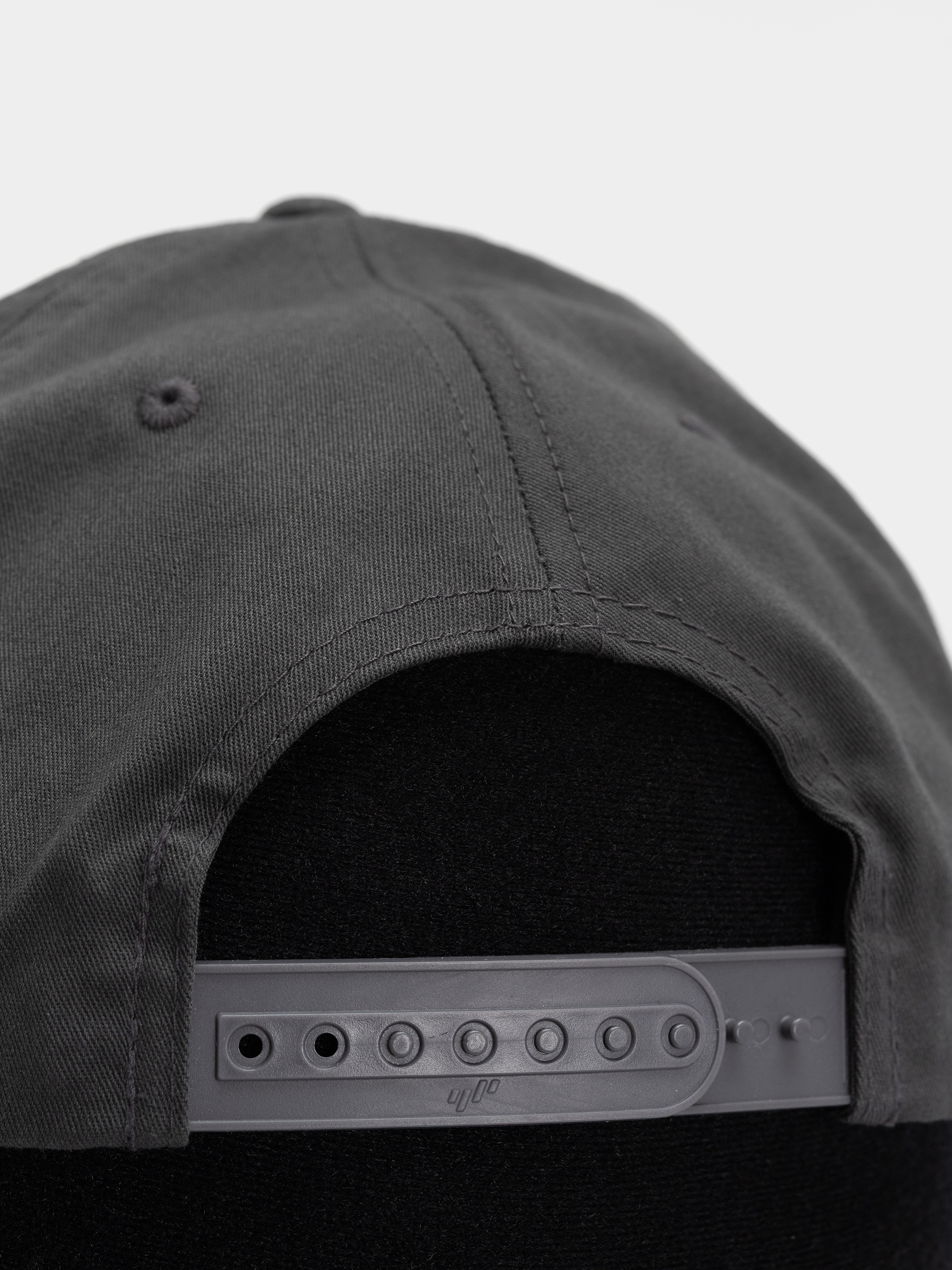 Šiltovka Thrasher Spikey Snapback (charcoal)