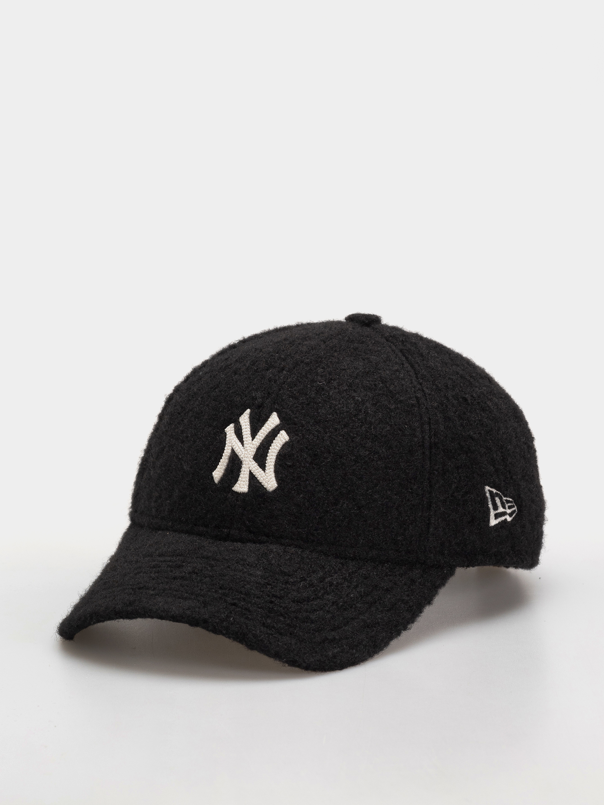 Šiltovka New Era Winter Borg 9Forty New York Yankees
