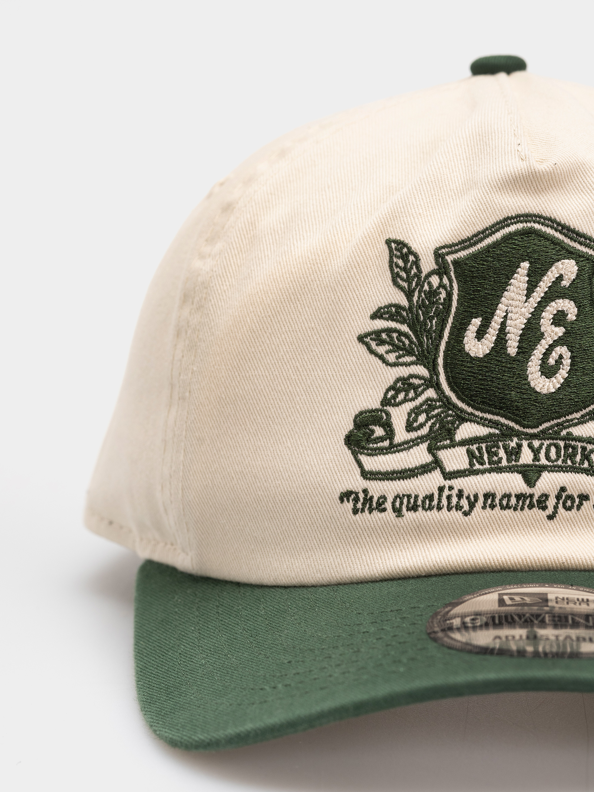 Šiltovka New Era Washed Graphic 19Twenty (light cream/green)