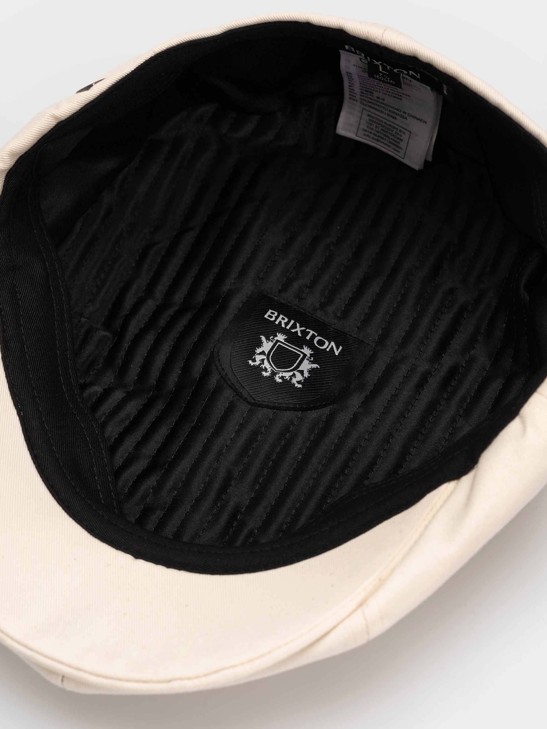 Klobúk so šiltom Brixton Brood Snap Cap (egret white)