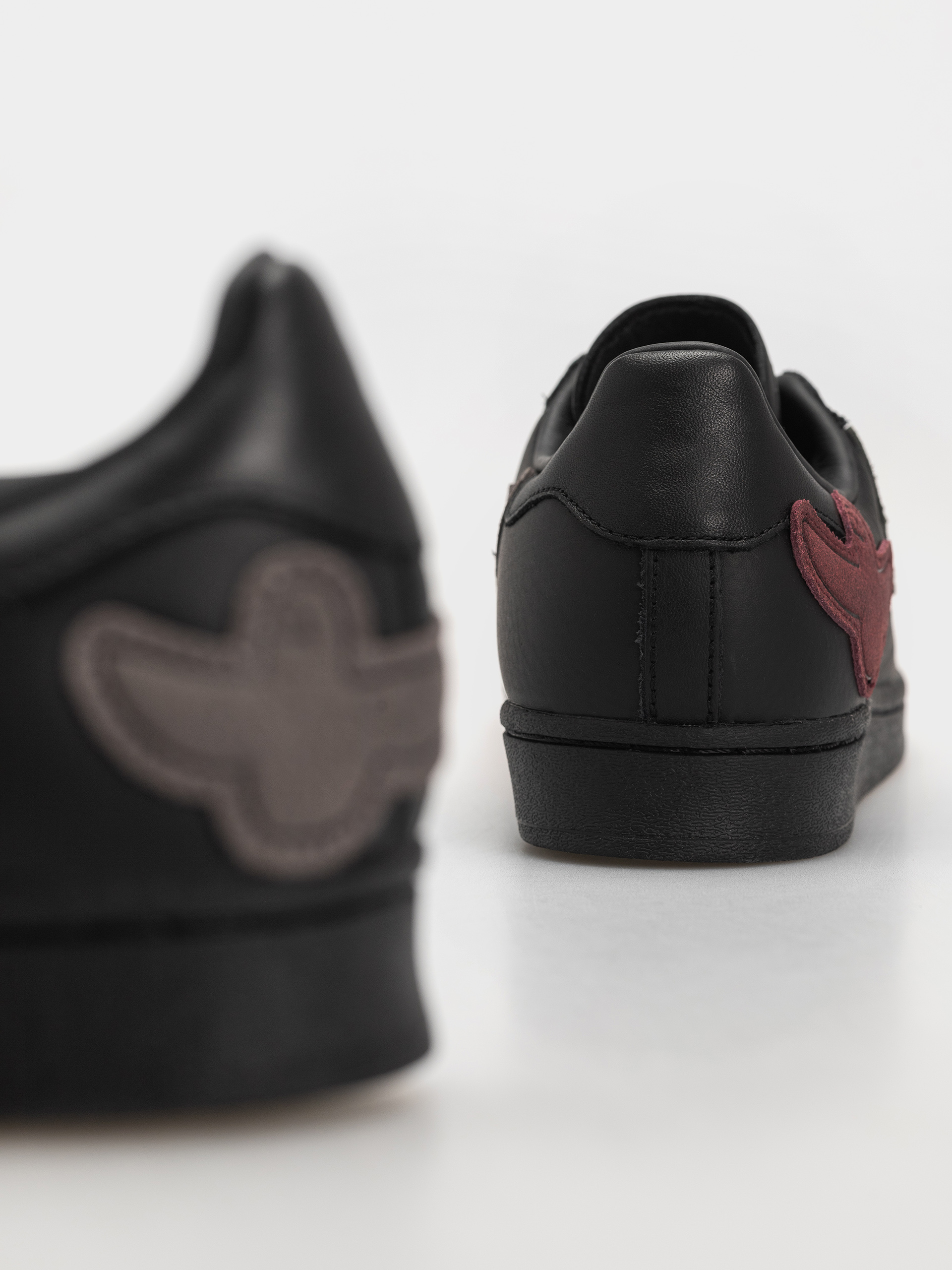 Topánky adidas X Gonz Superstar Adv (cblack/cblack/cblack)