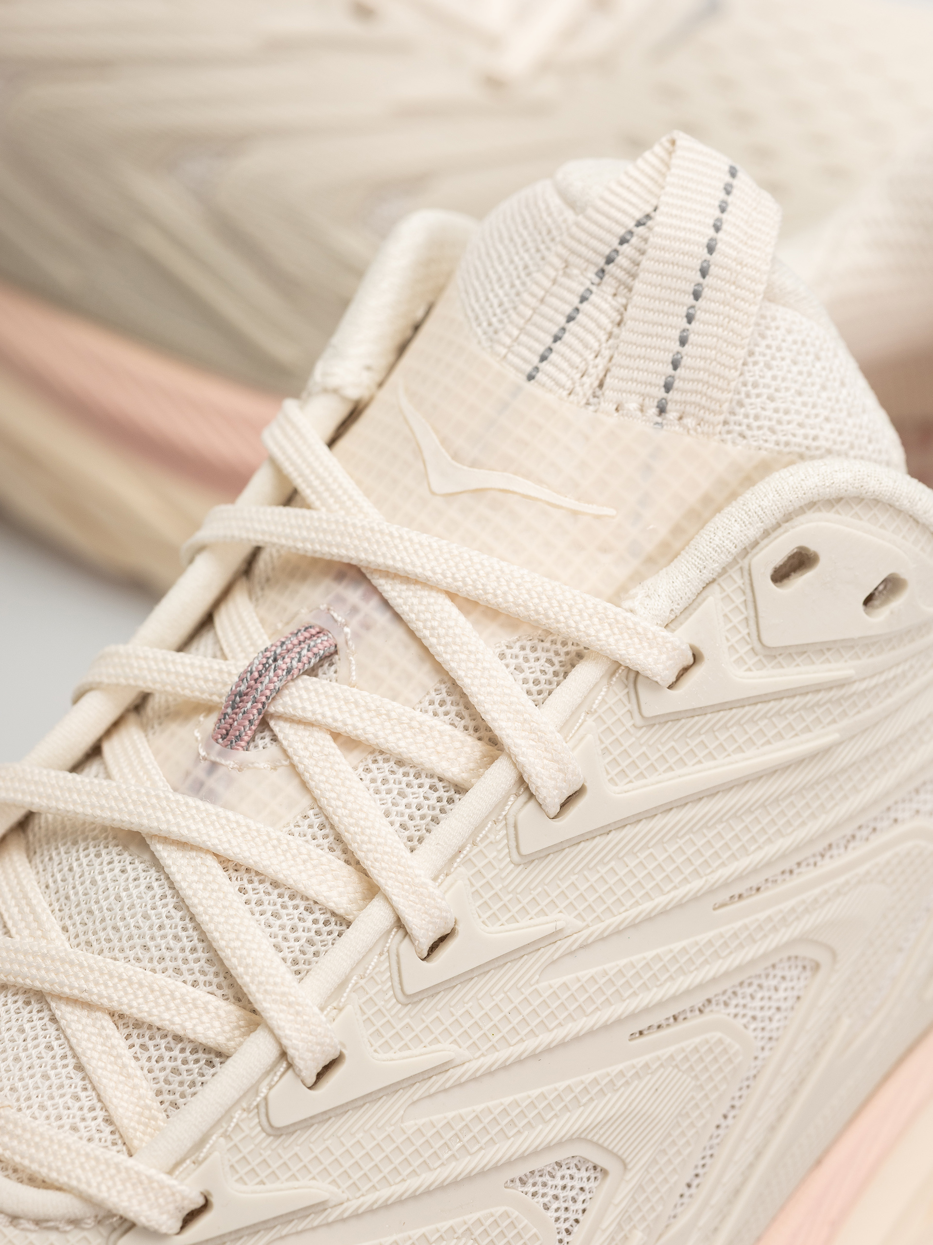 Topánky Hoka Clifton UTL Wmn (alabaster/dewy pink)
