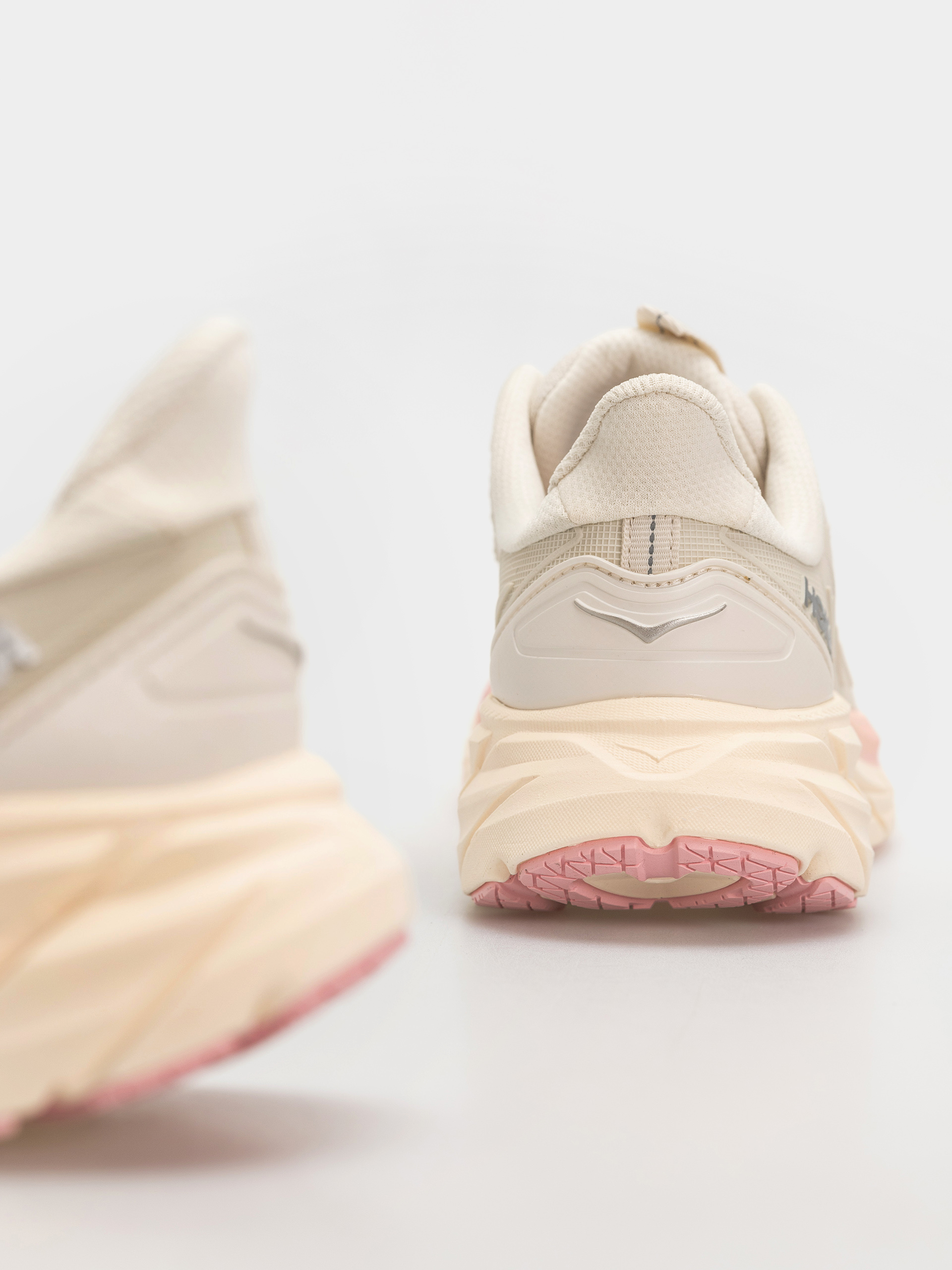Topánky Hoka Clifton UTL Wmn (alabaster/dewy pink)