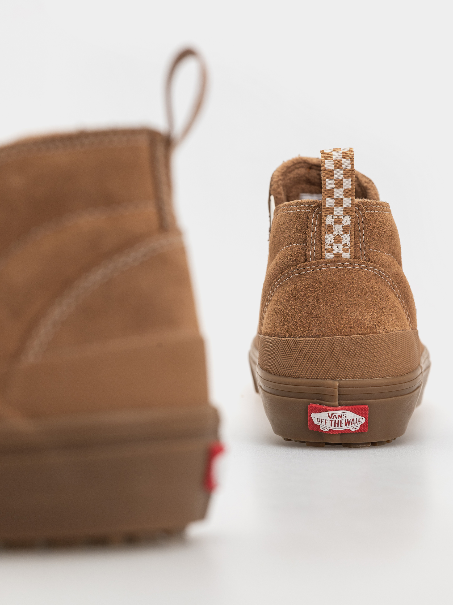 Topánky Vans Mid Slip Insulated (chipmunk)
