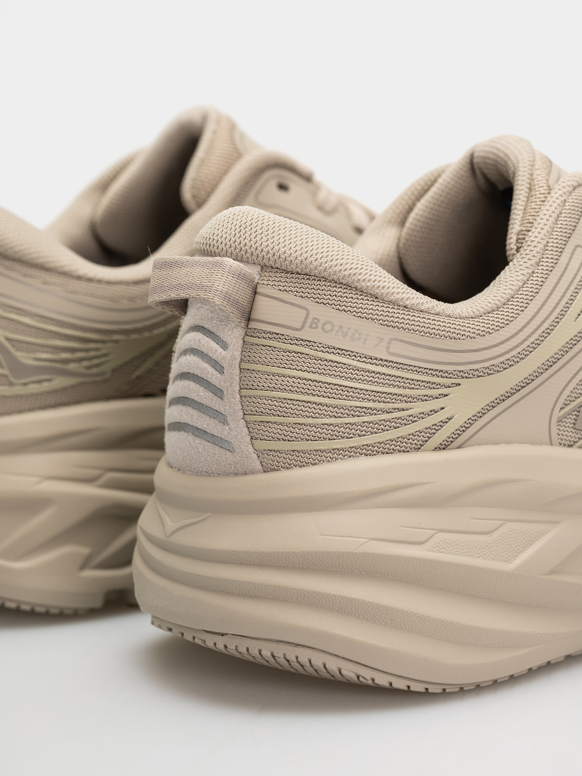 Topánky Hoka Bondi 7 Wmn (archival taupe/archival taupe)