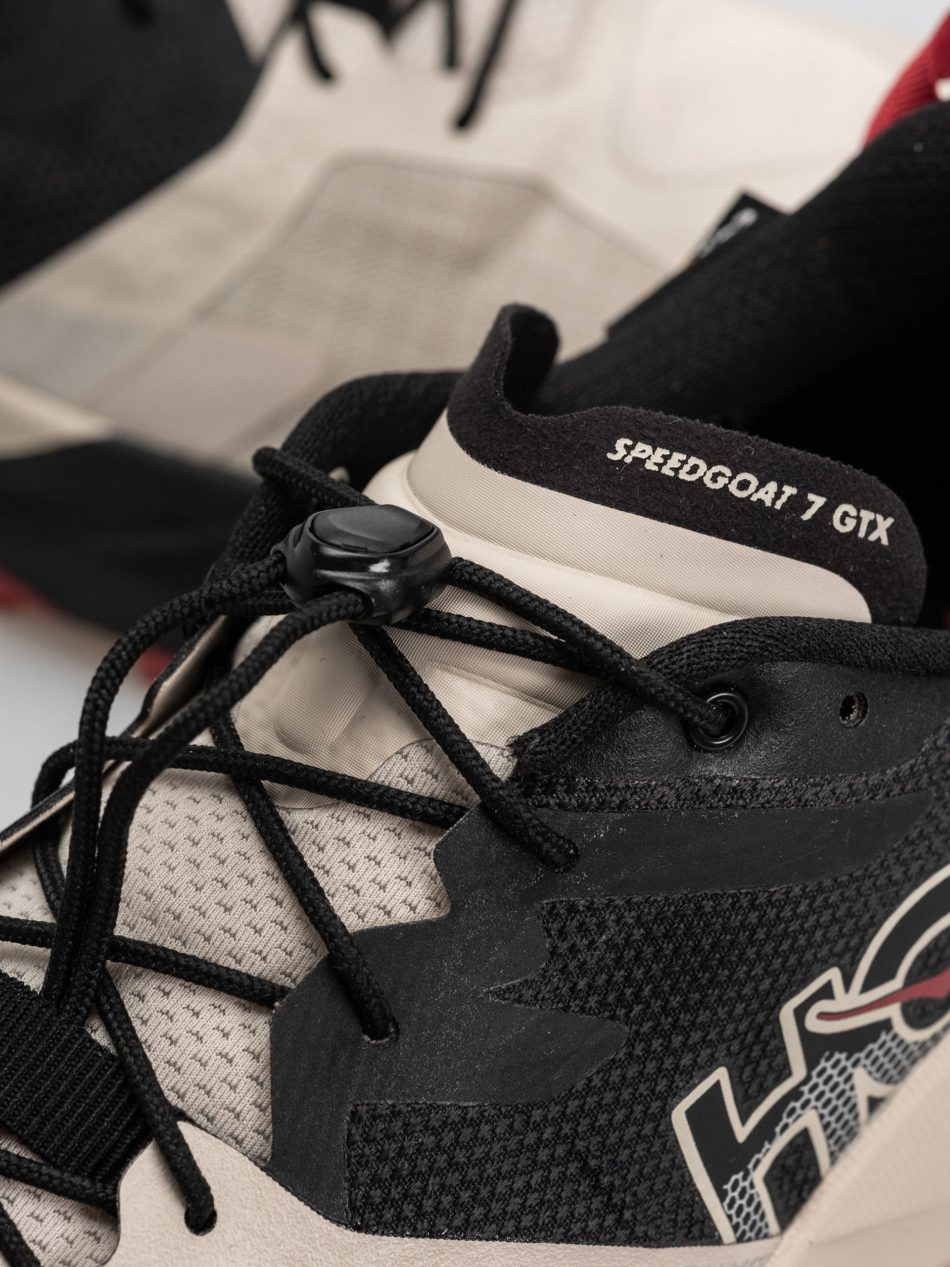 Topánky Hoka Speedgoat 7 GTX (black/river rock grey)