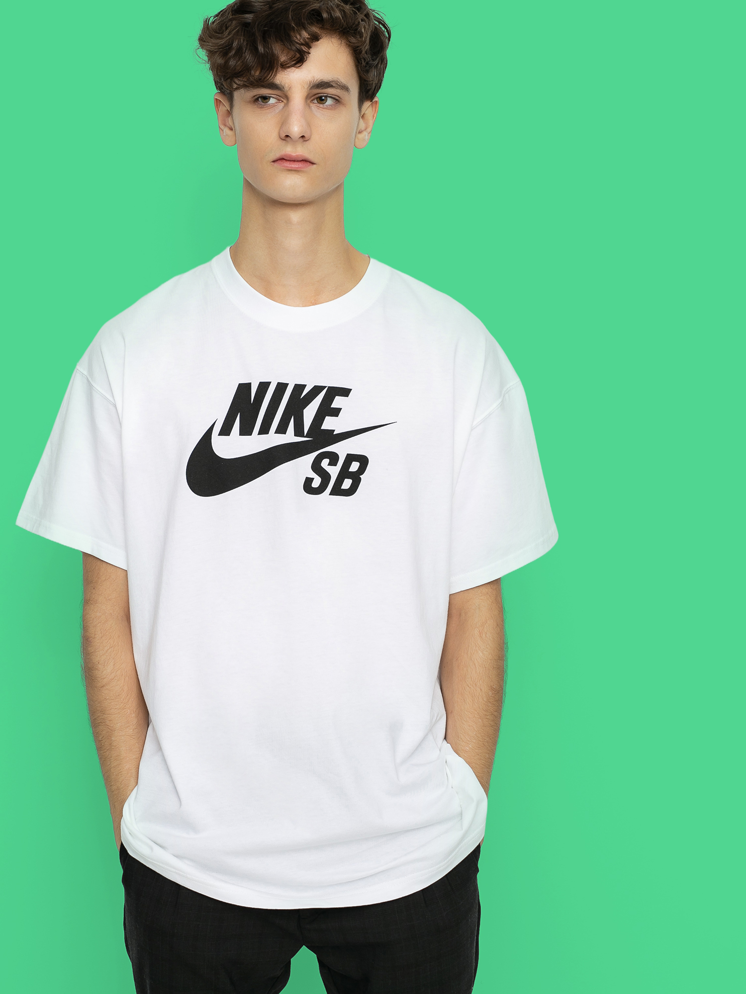 Tričko Nike SB Logo (white/black)