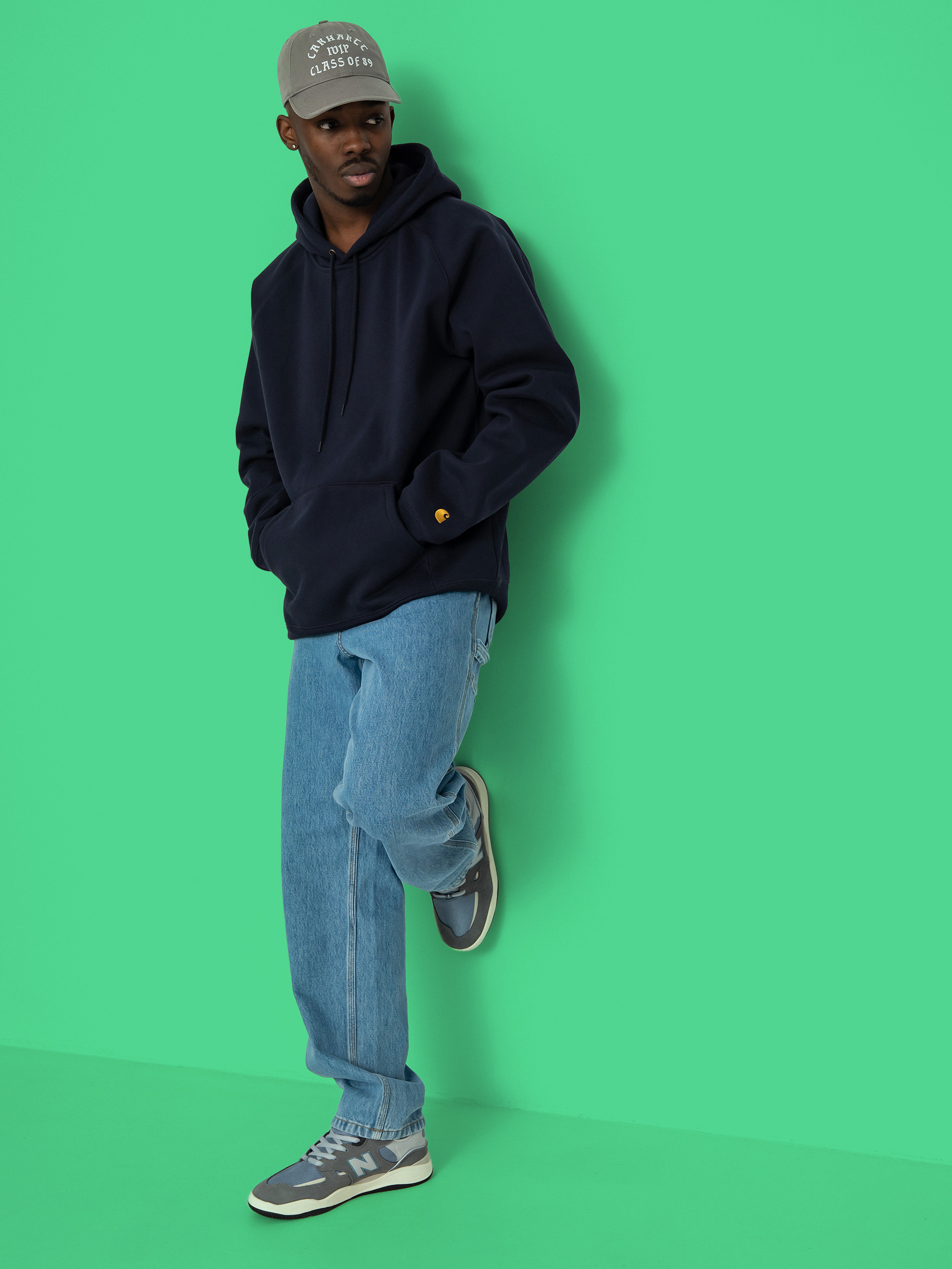Mikina s kapucňou Carhartt WIP Chase HD (dark navy/gold)