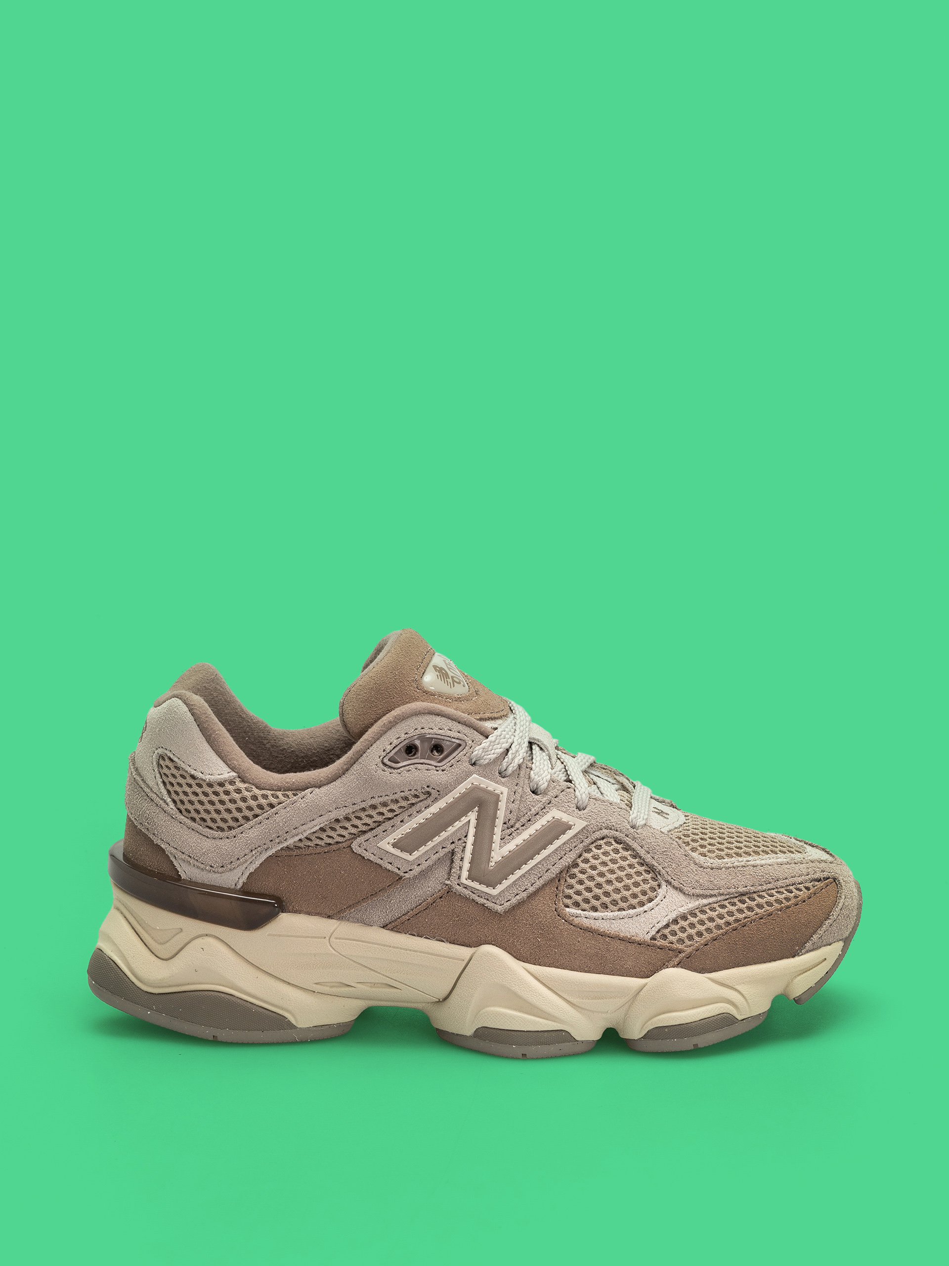 Topánky New Balance 9060 JR (mushroom)