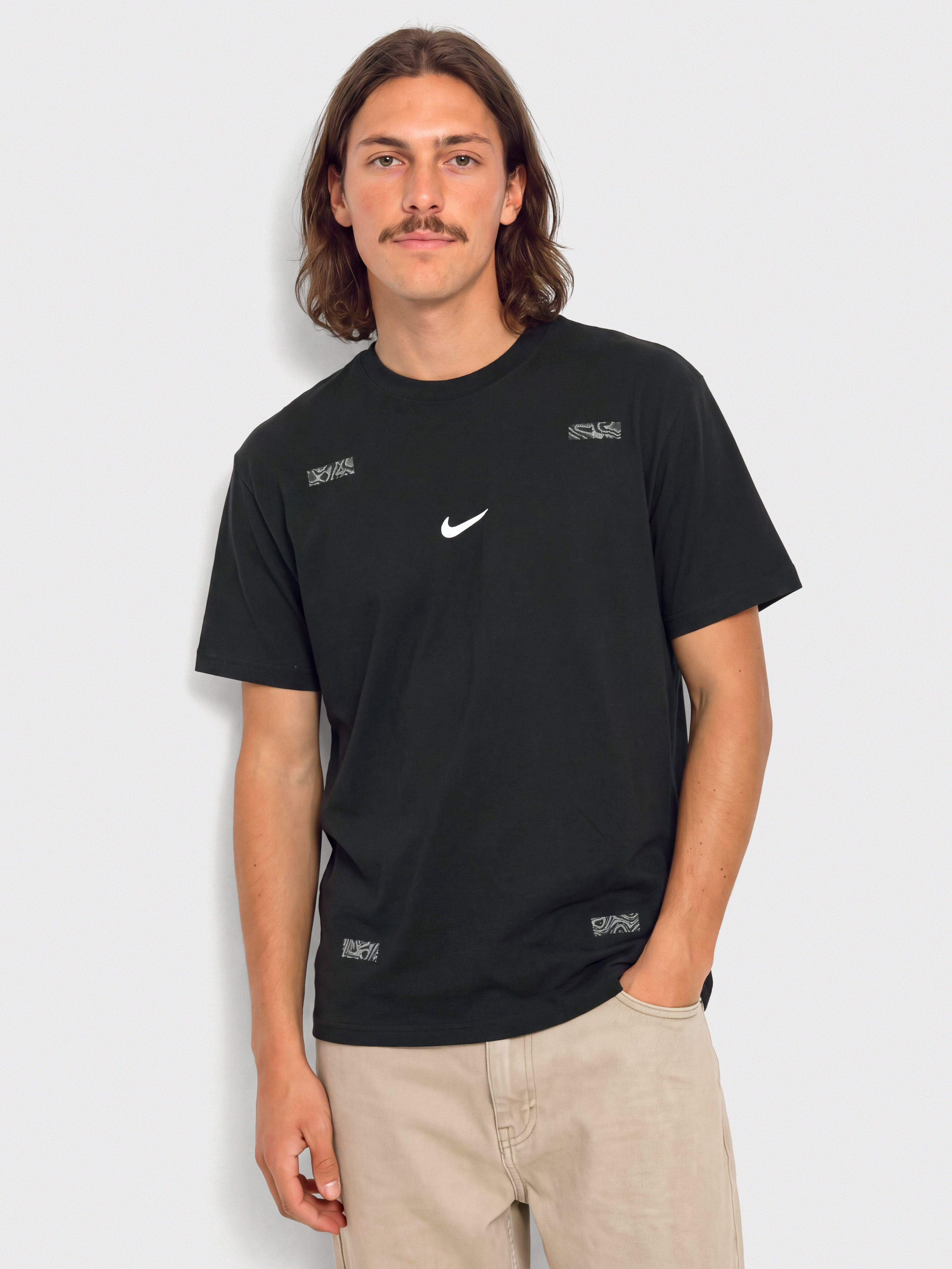Tričko Nike SB Front Swoosh