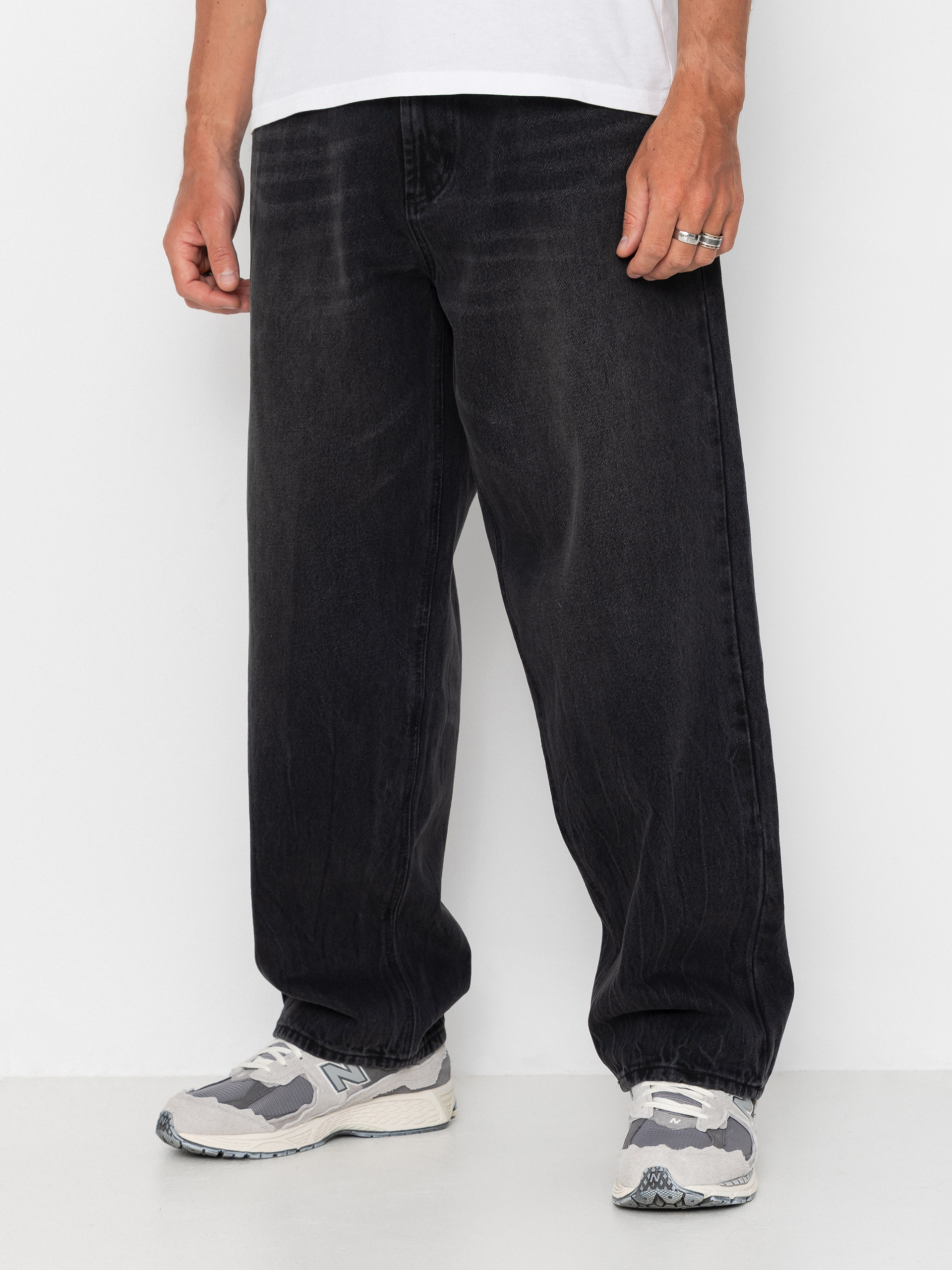 Nohavice OBEY Bigwig Baggy Denim (heavy vintage black)