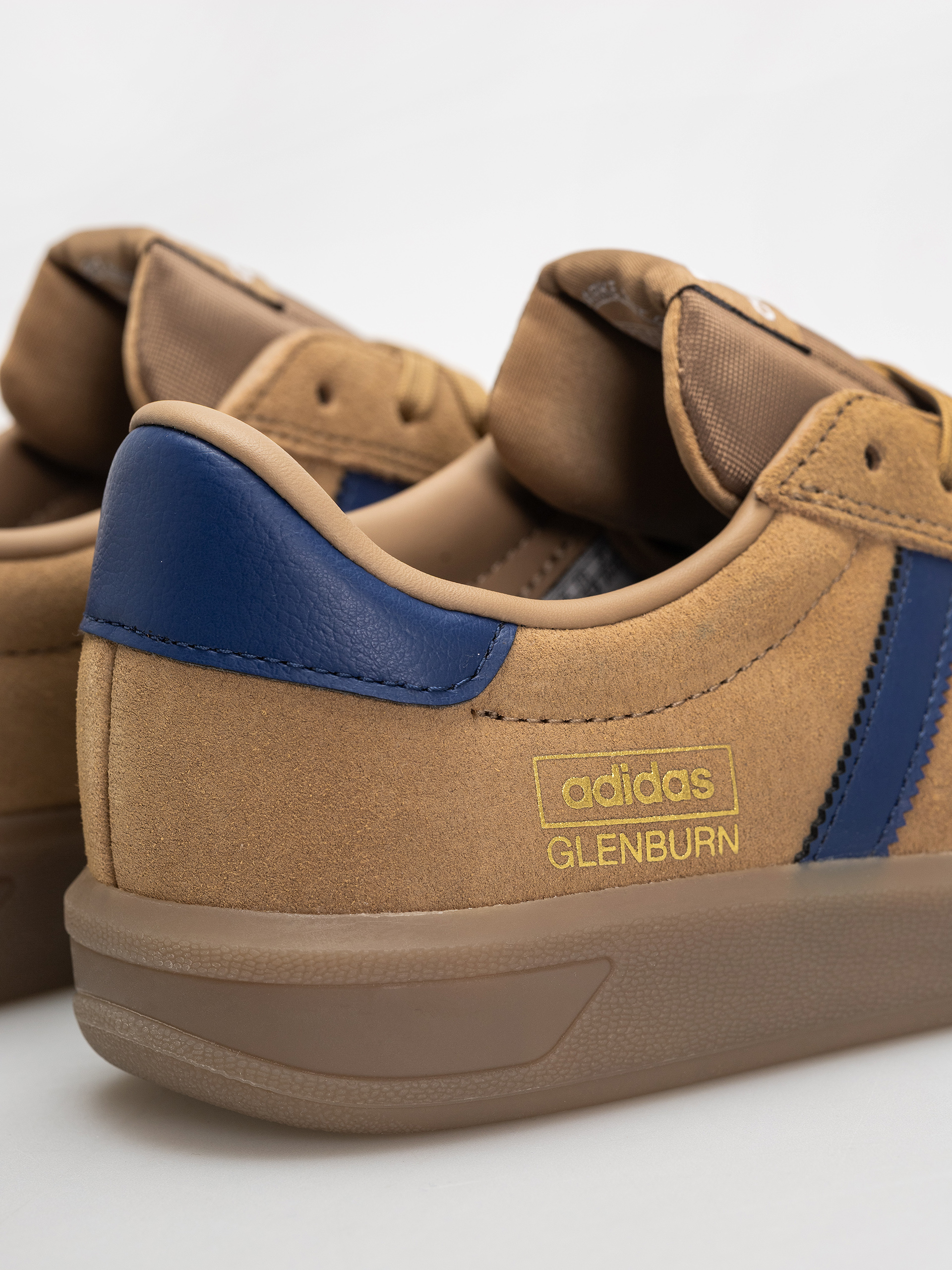 Topánky adidas Glenburn (cardbo/mutprp/gum5)