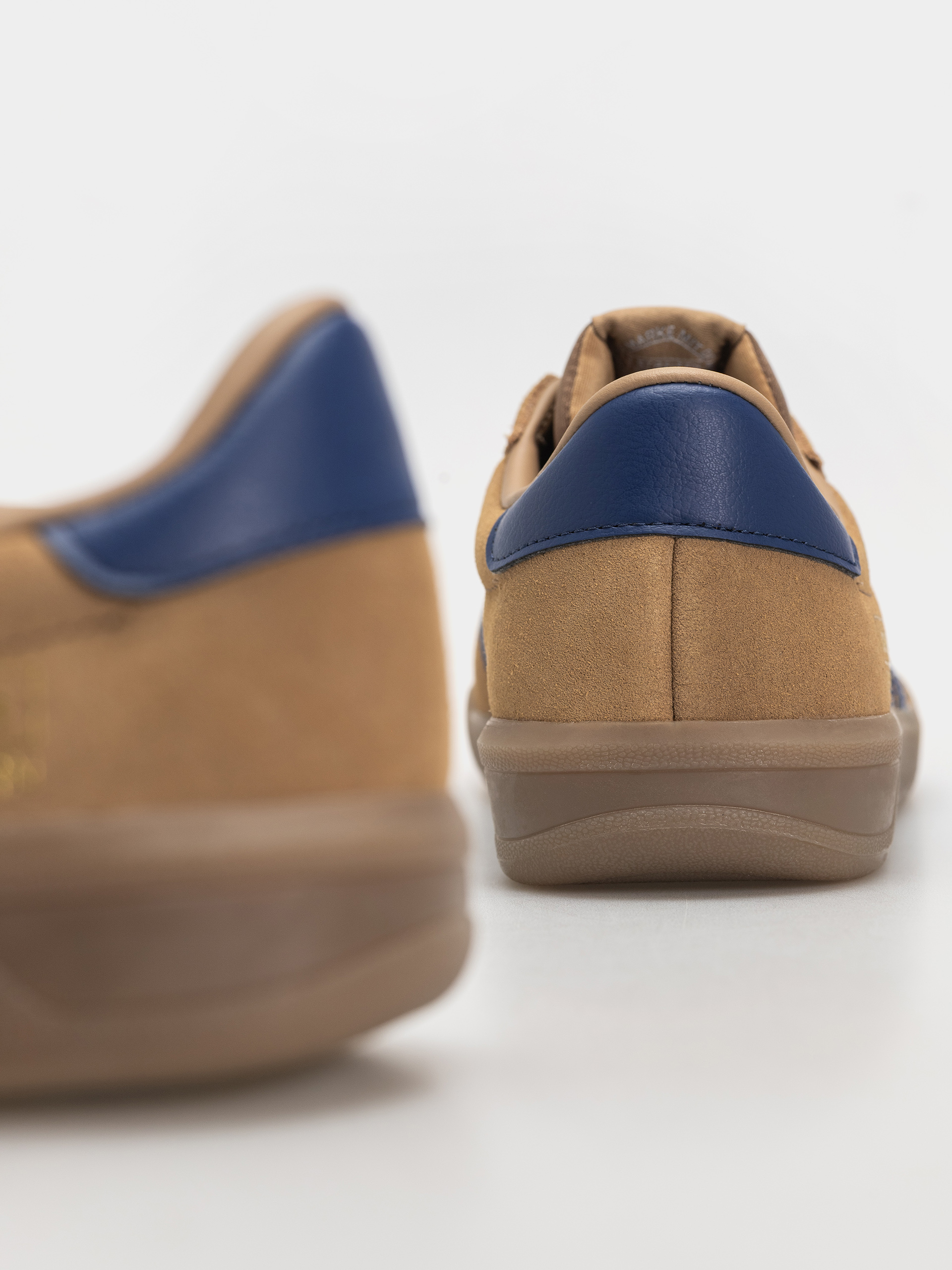 Topánky adidas Glenburn (cardbo/mutprp/gum5)