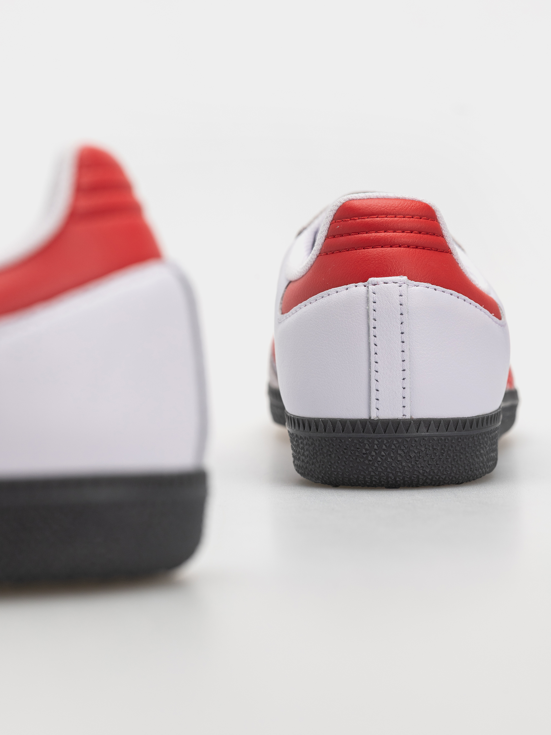 Topánky adidas Samba Adv (cblack/fropur/betsca)