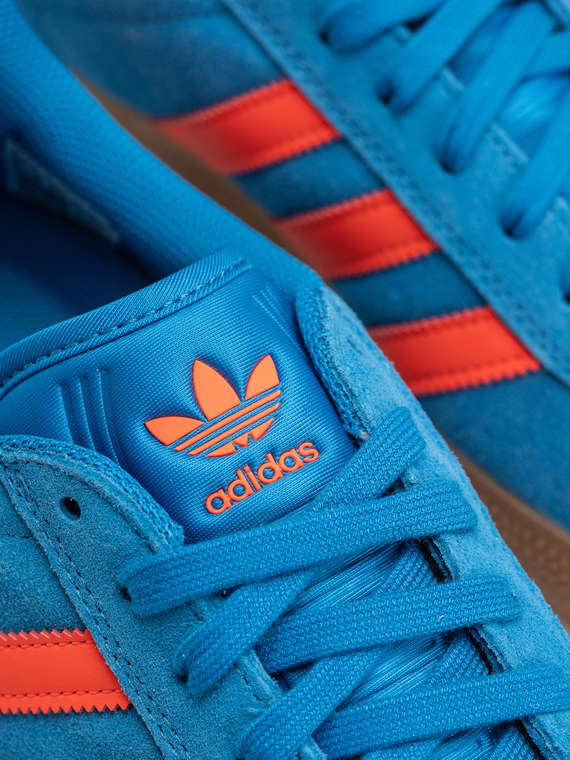 Topánky adidas Gazelle Adv (brblue/solred/gum4)