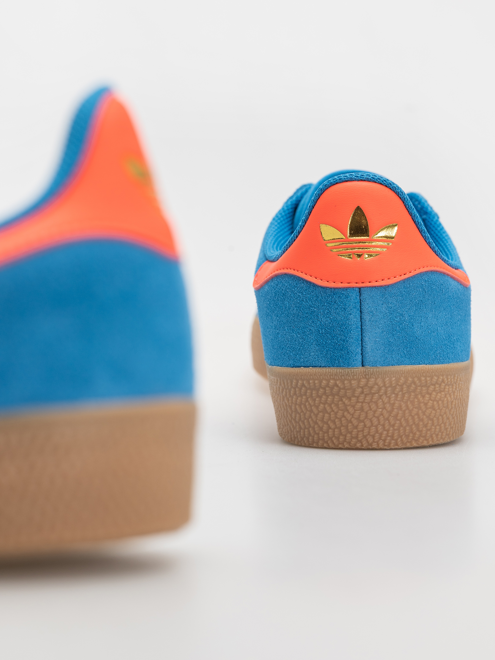 Topánky adidas Gazelle Adv (brblue/solred/gum4)