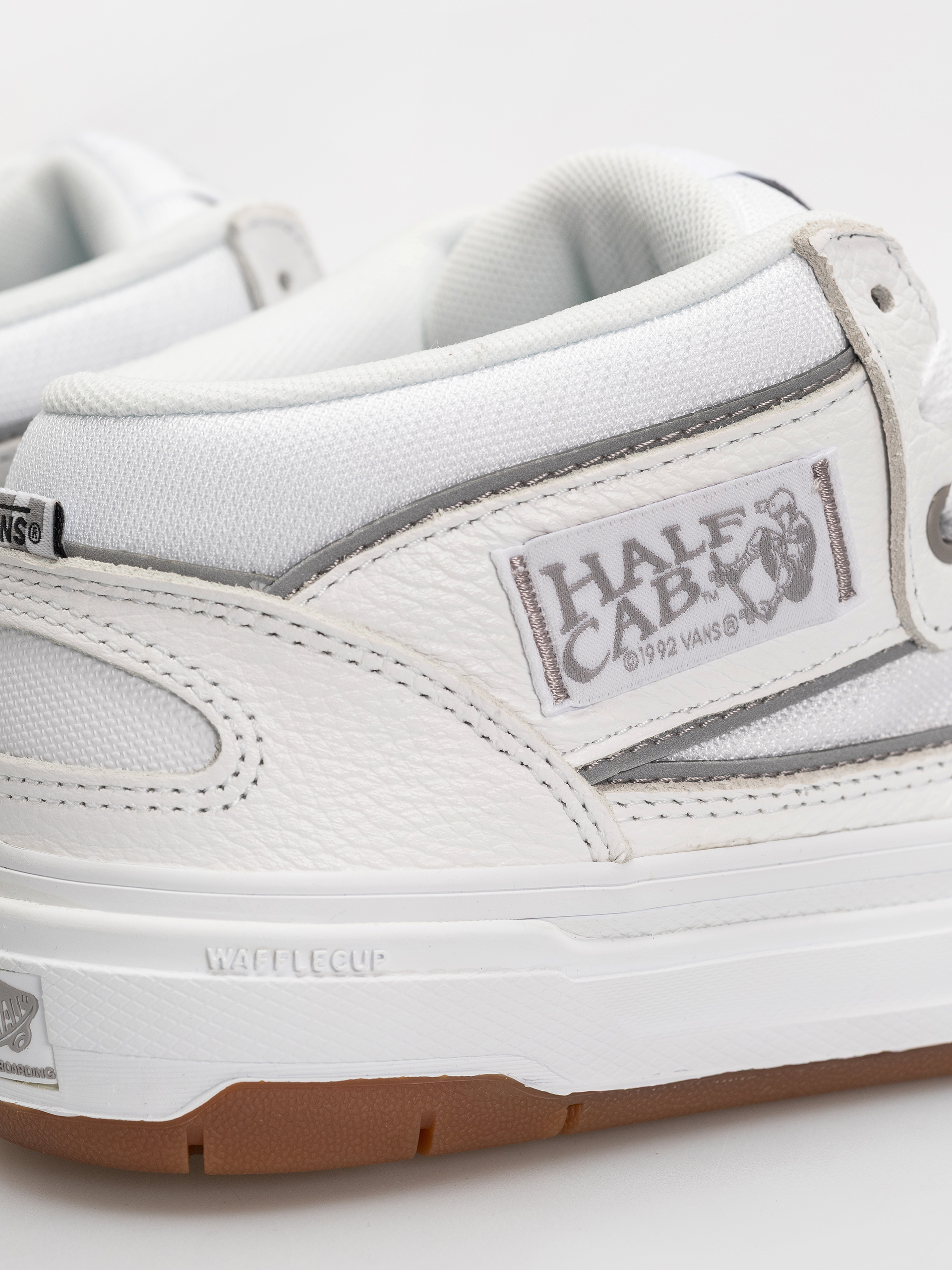 Topánky Vans Skate Half Cab Wafflecup (white/light grey)