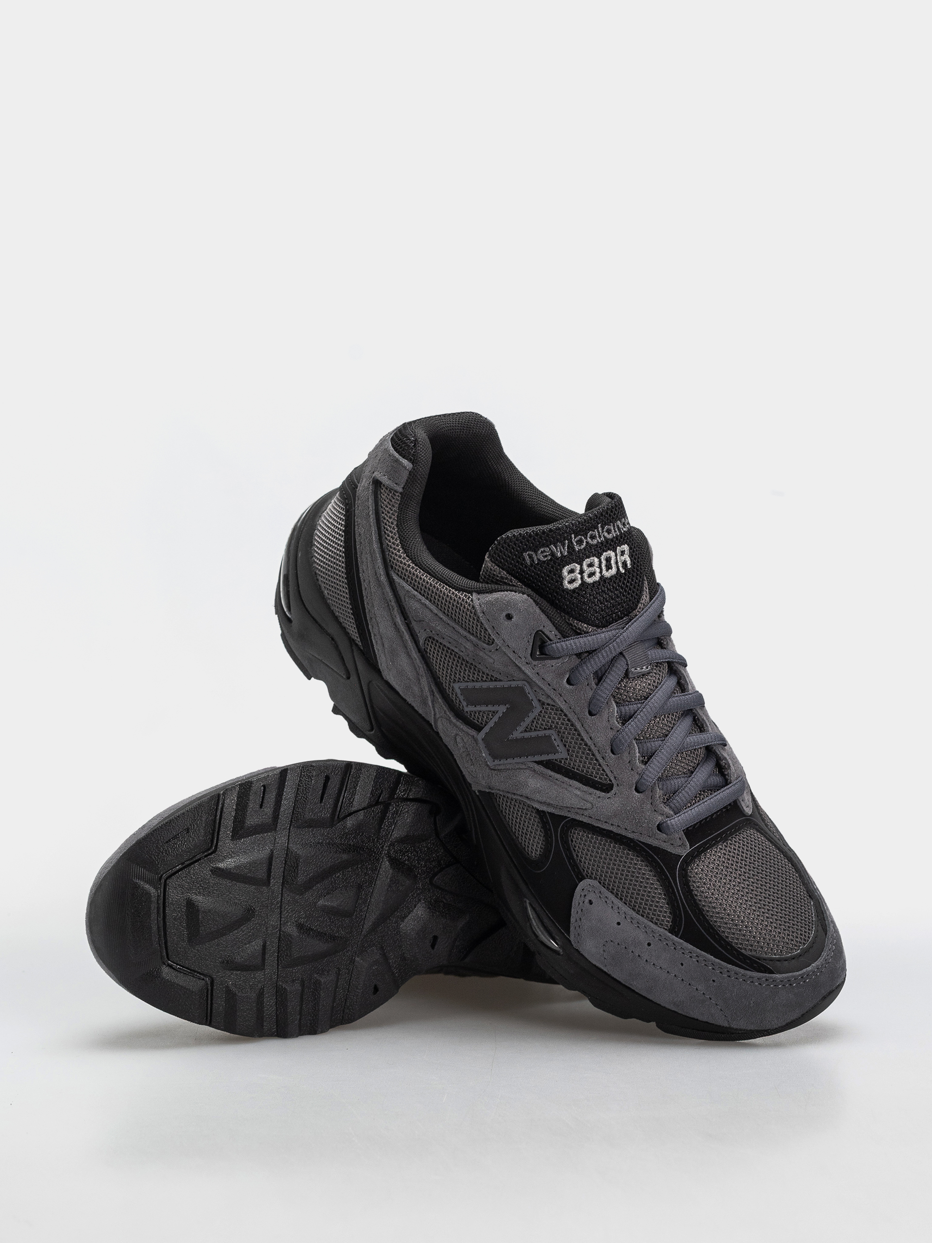 Topánky New Balance 880R (magnet/black)